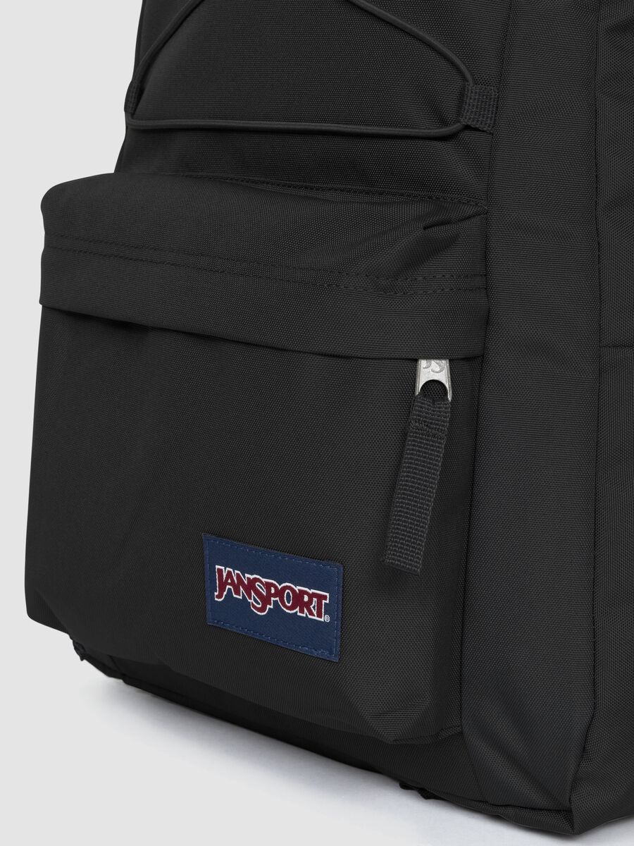 Zaino nero con tasca frontale e spallacci regolabili_1