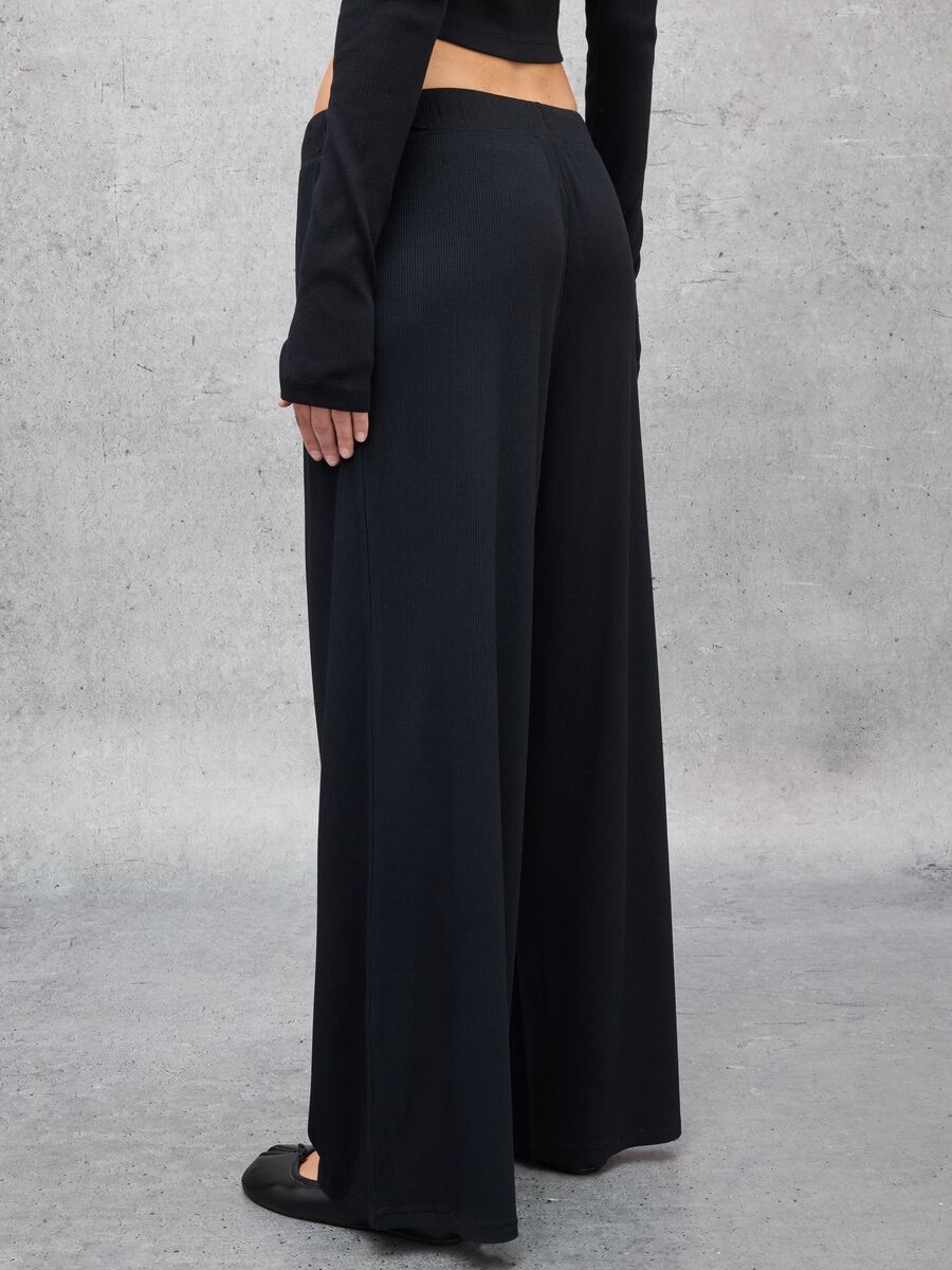 Ribbed Fluid Trousers Black_2