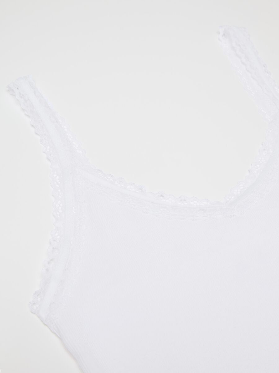 Ribbed under vest with crochet_5