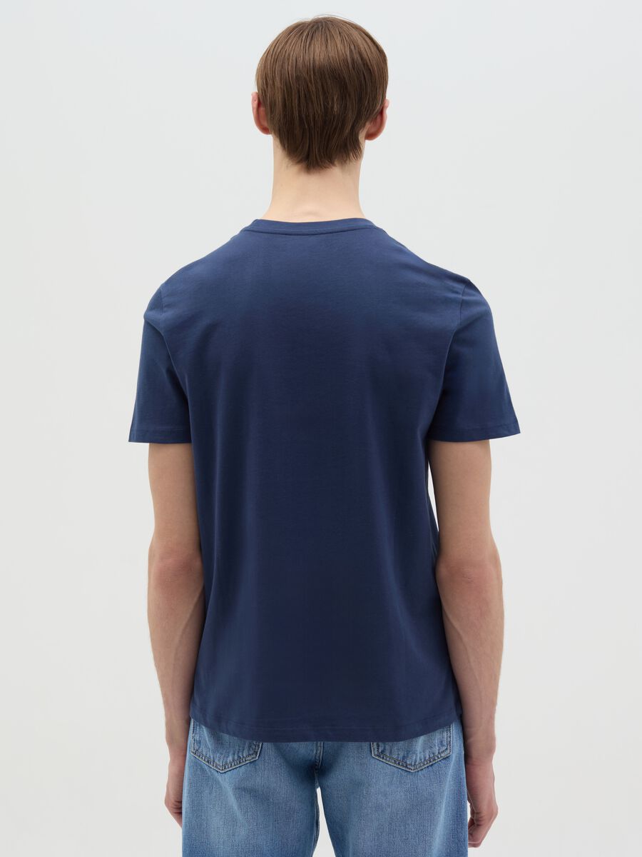 Organic cotton T-shirt with V neck_3