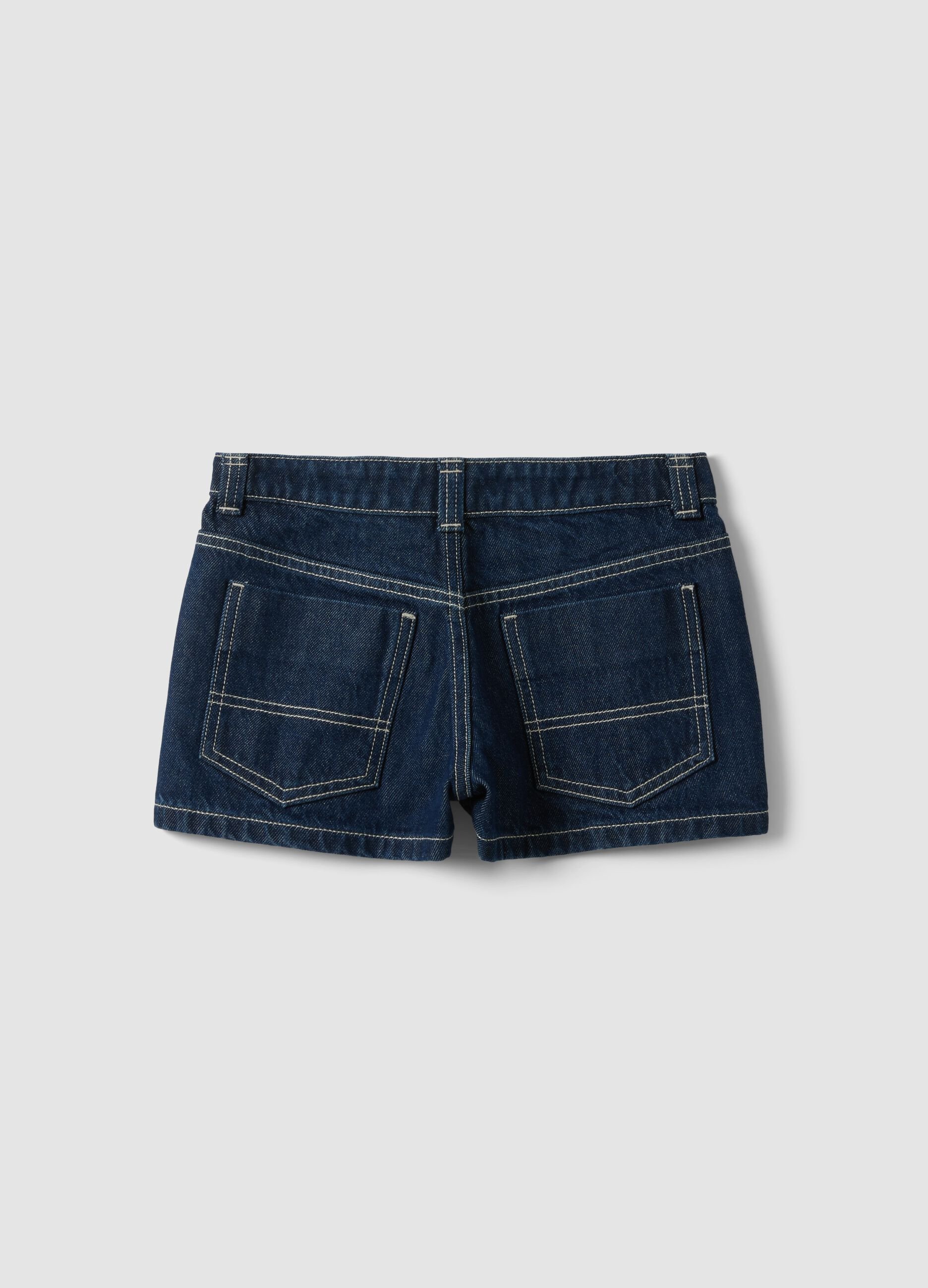 Blue pure-cotton denim shorts for girls, skater fit with studs