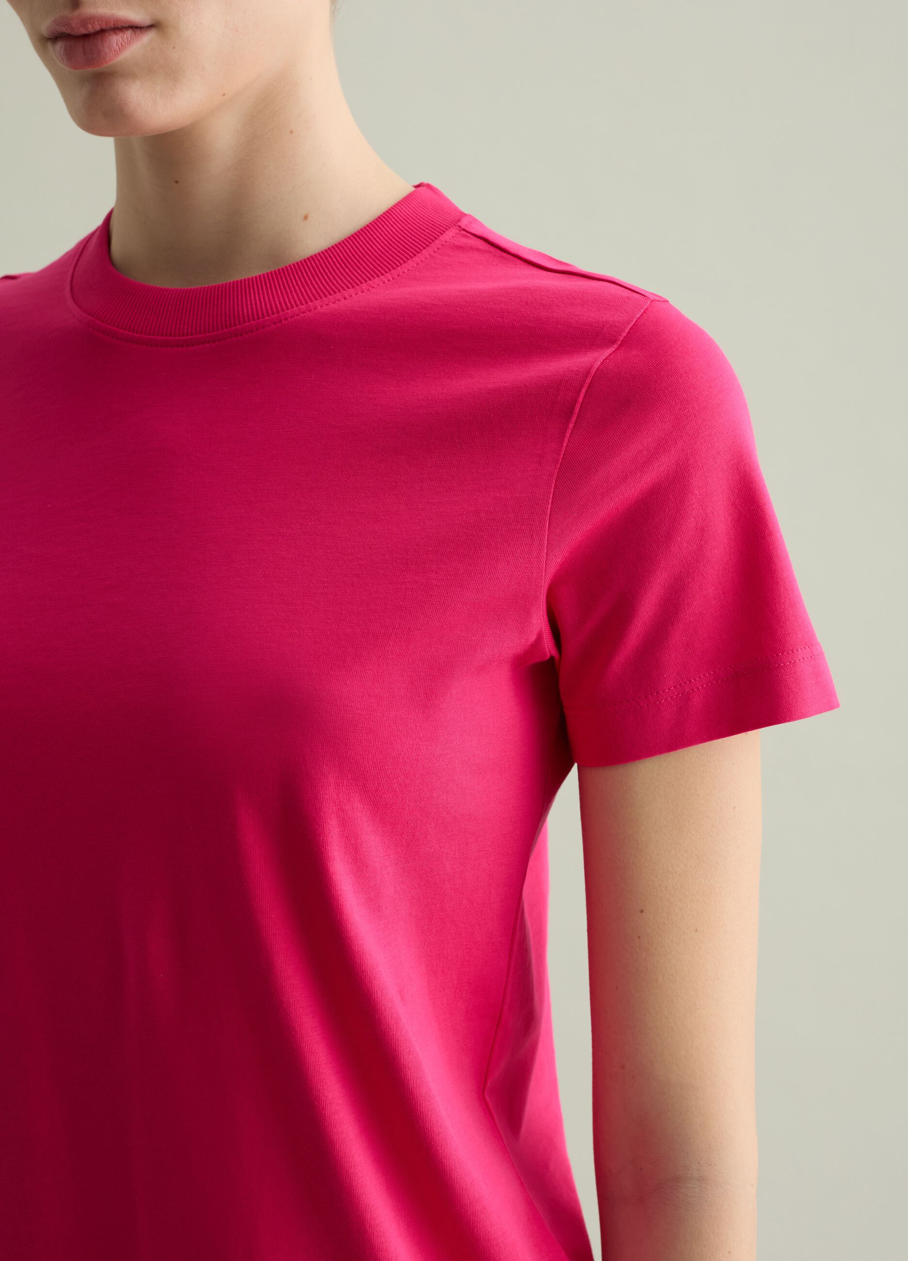 T-shirt girocollo in cotone