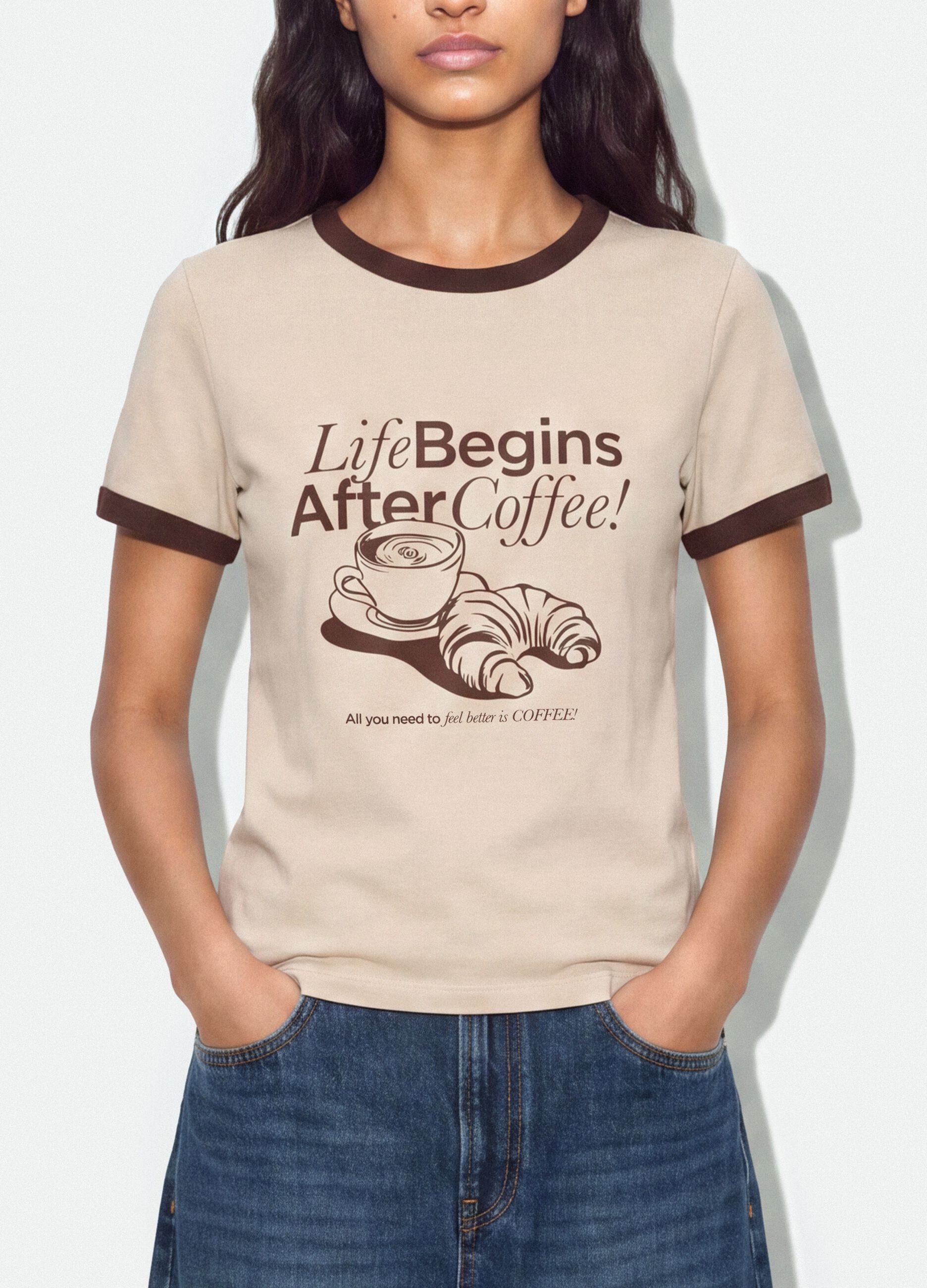 Pink cotton T-shirt with front graphic print and contrast trims