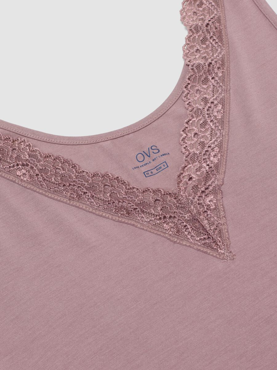 Canotta in viscosa elasticizzata rosa regular fit deep V con pizzo_5