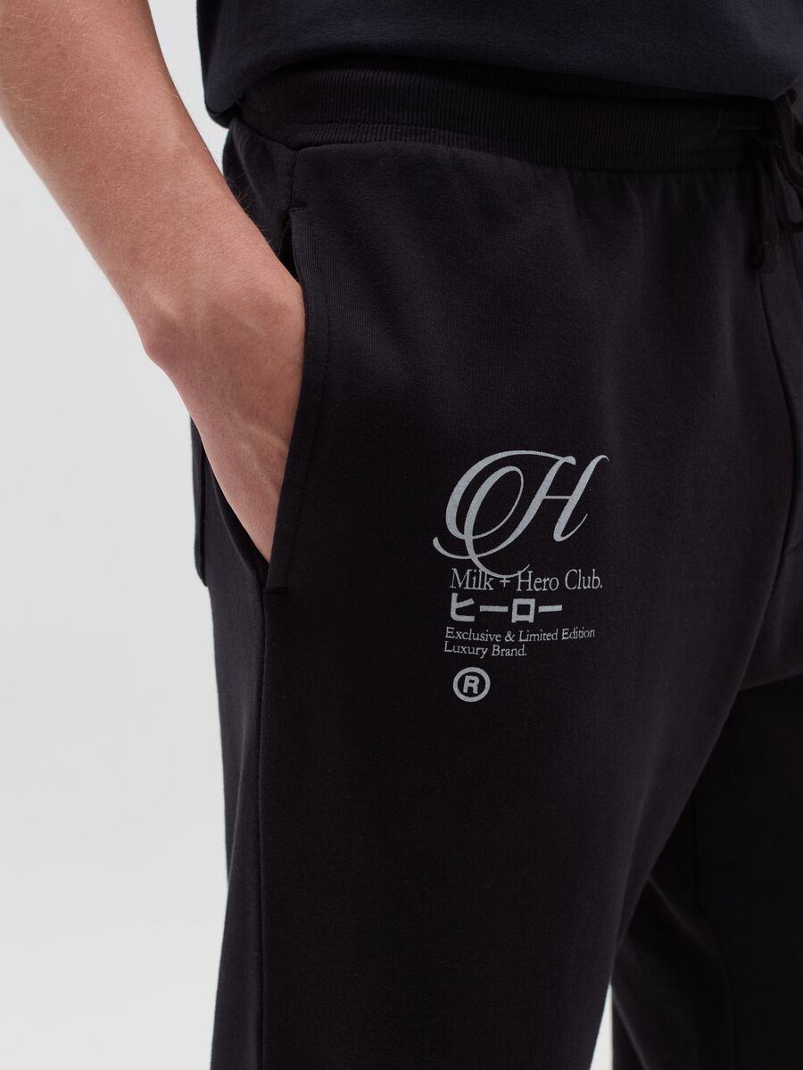 Fleece joggers with print_2