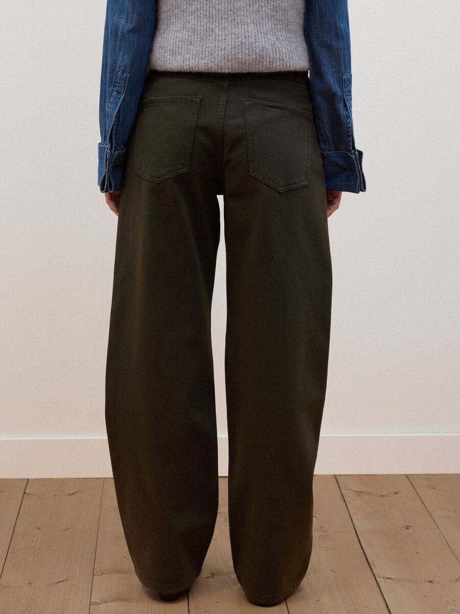 Jeans marroni wide leg in puro cotone_2