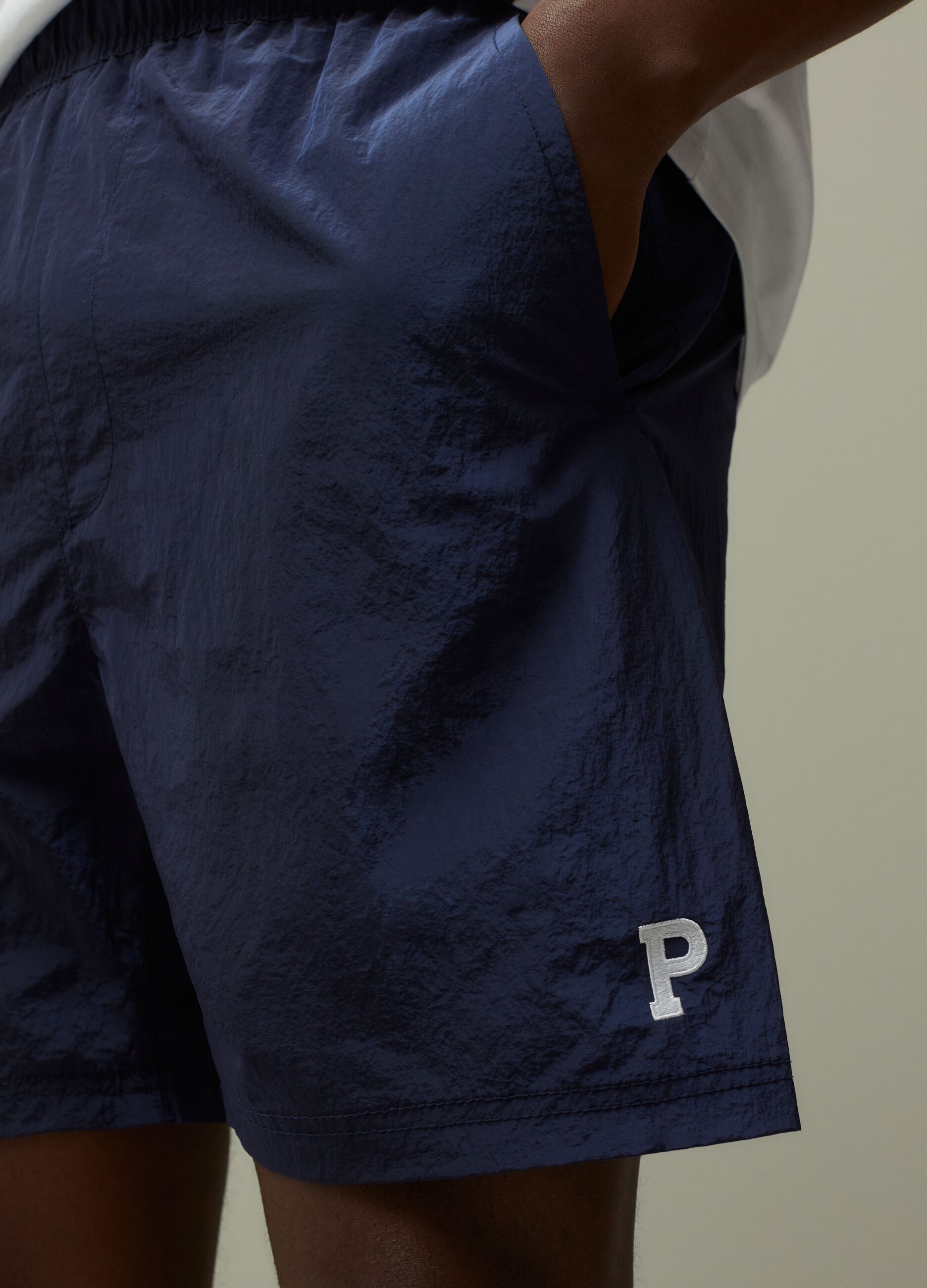 Costume bermuda con ricamo logo_3