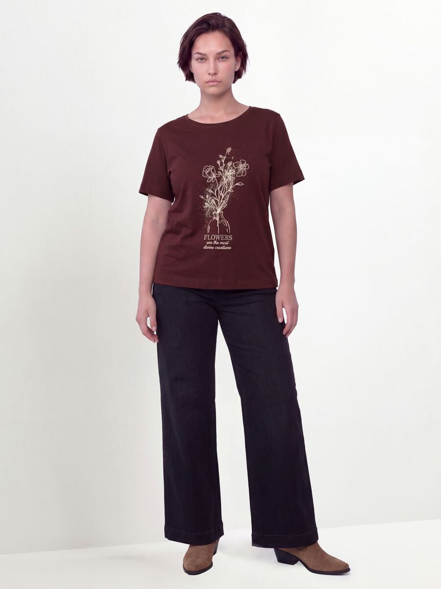 T-shirt rossa in puro cotone con stampa floreale regular fit_2