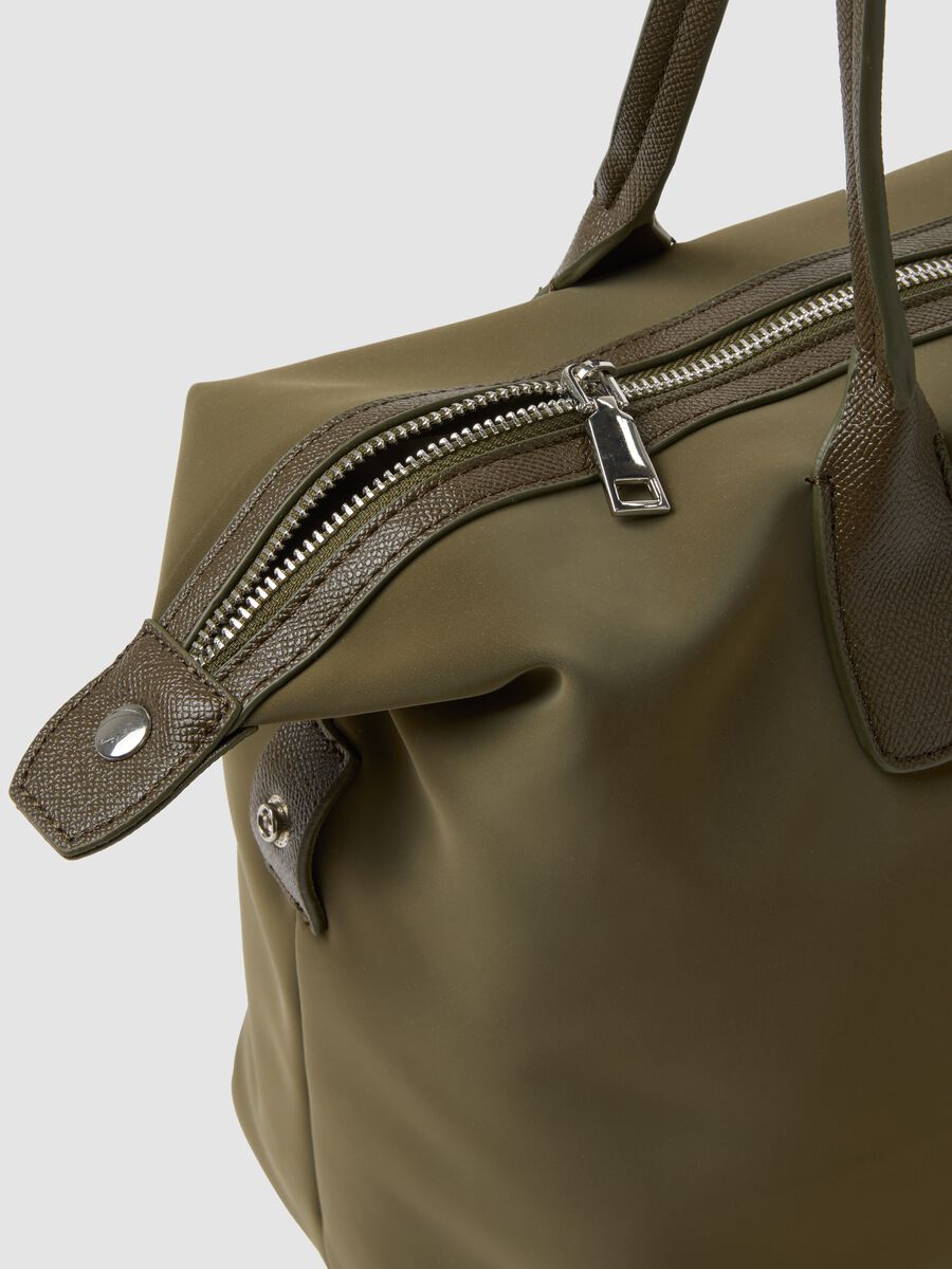 Borsa verde a mano con doppio manico e zip_2