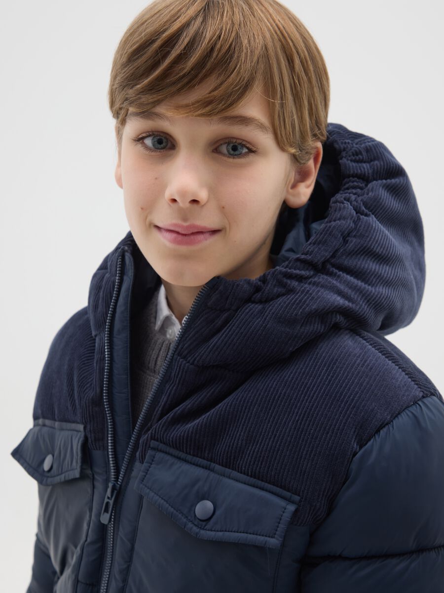 Giacca imbottita blu da ragazzo regular fit con cappuccio e zip_2