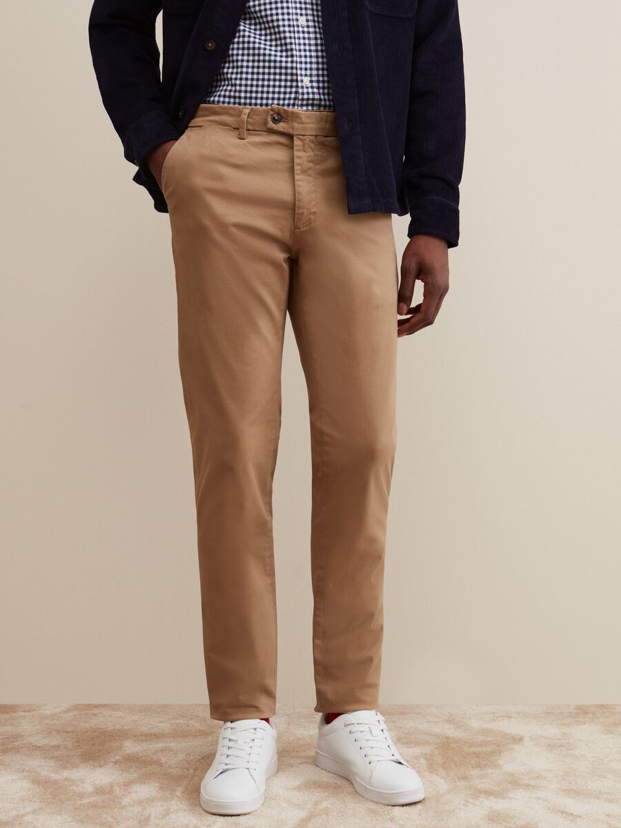 Pantaloni regular fit in twill stretch_1