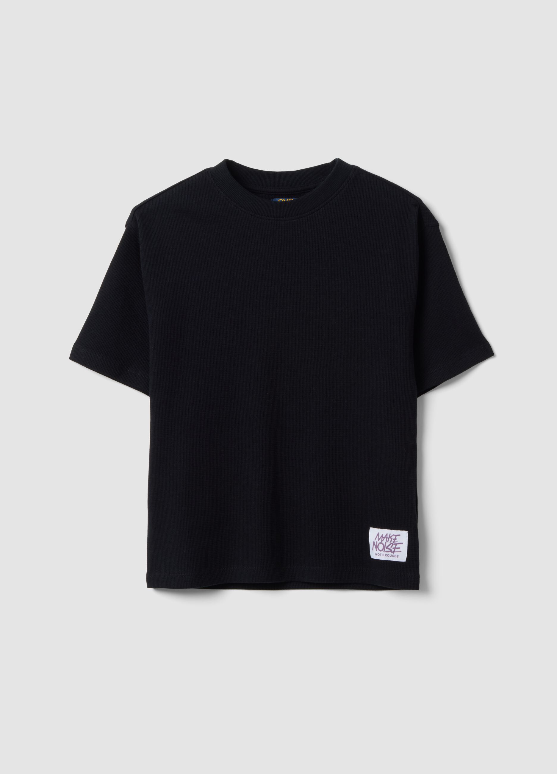 Oversized black pure organic cotton T-shirt with honeycomb texture for boys