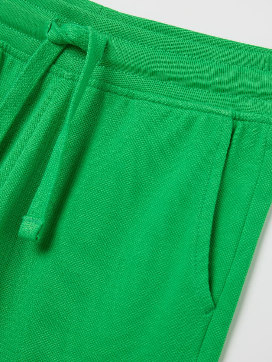 Green shorts in cotton with drawstring_3