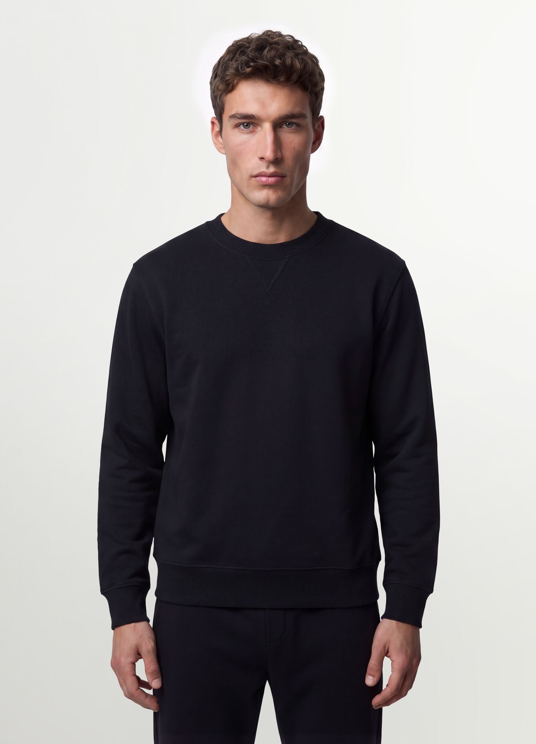 Black crew-neck cotton-blend sweatshirt, regular fit