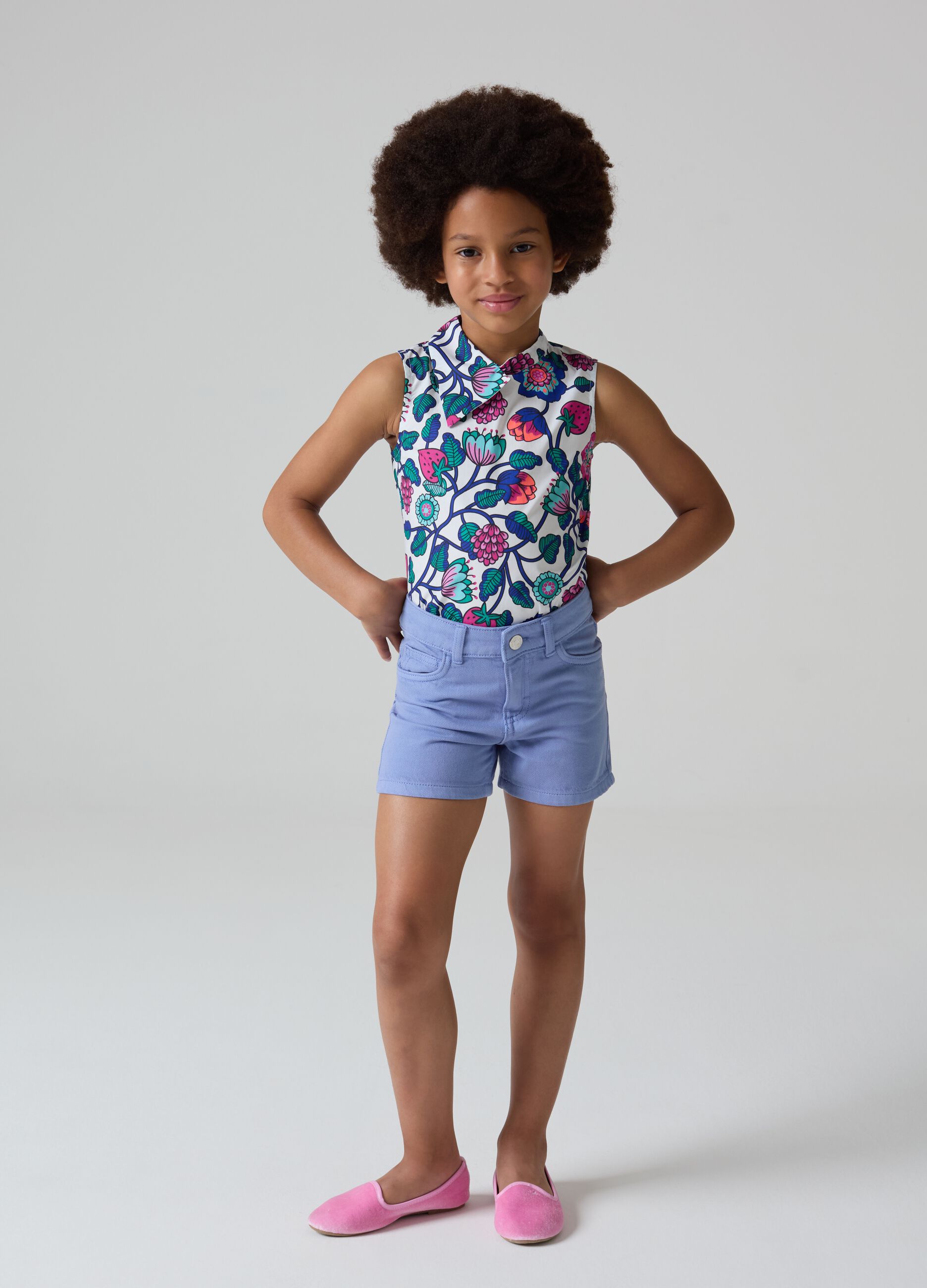 Drill shorts with five pockets