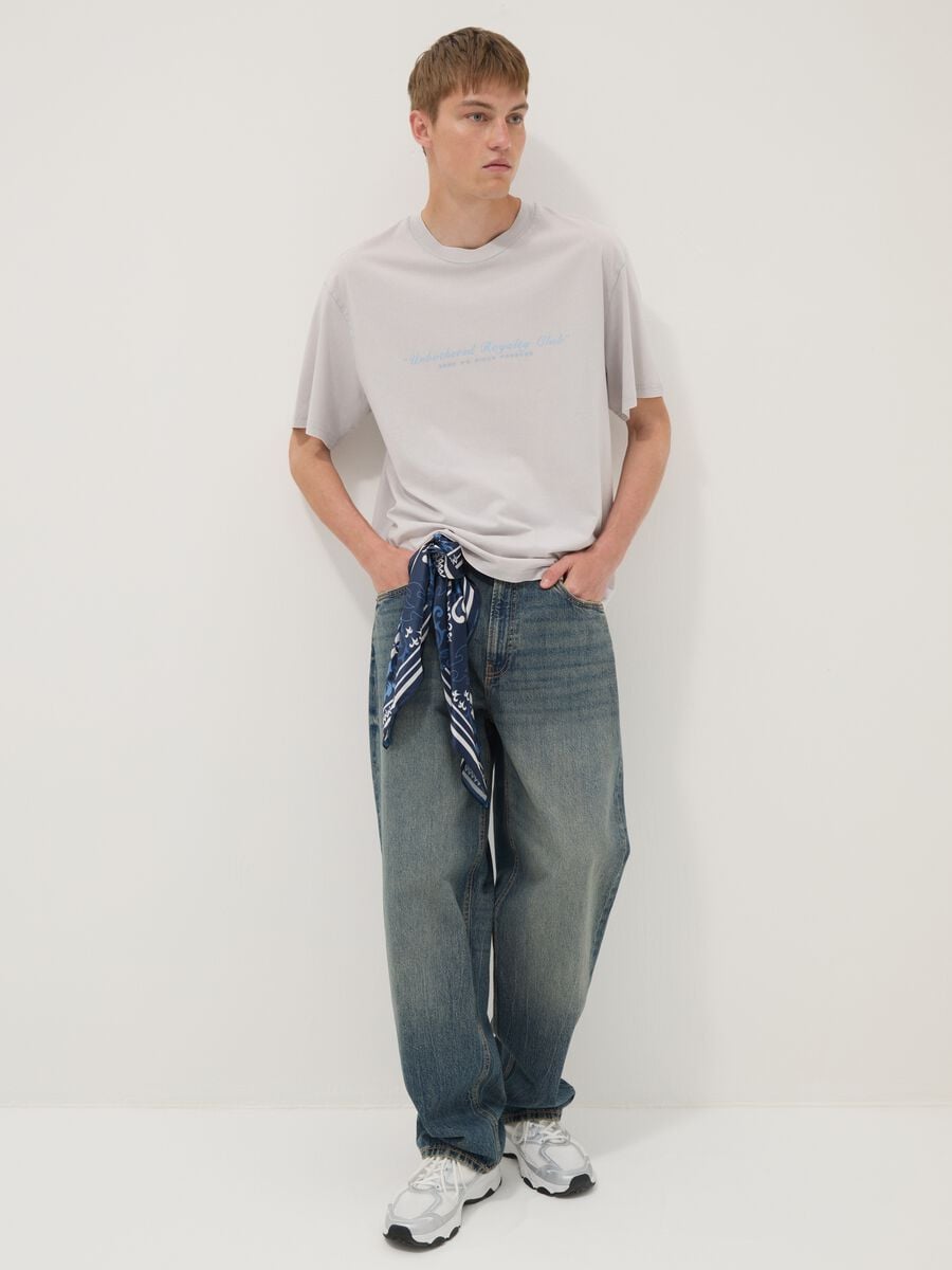 T-shirt grigia a maniche corte in puro cotone_2