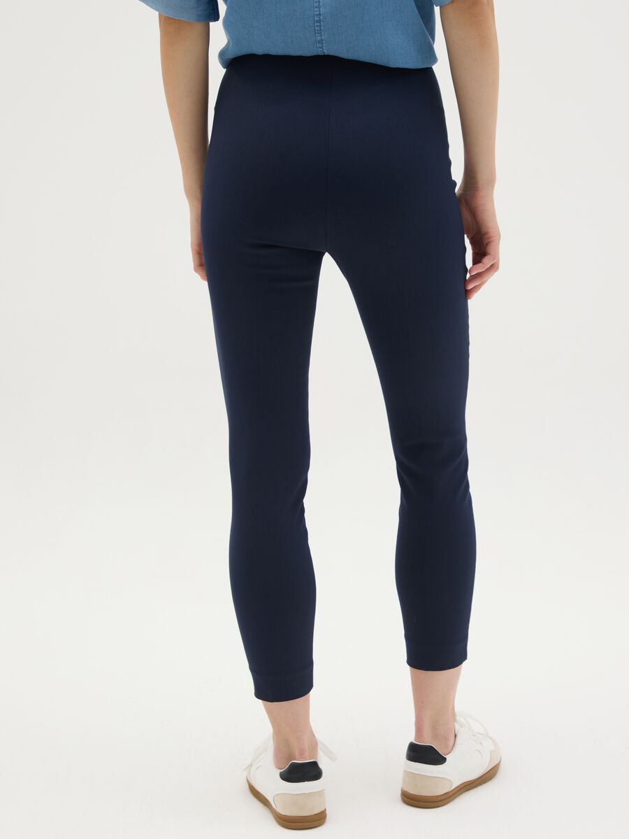 Women's blue viscose blend regular fit trousers_3