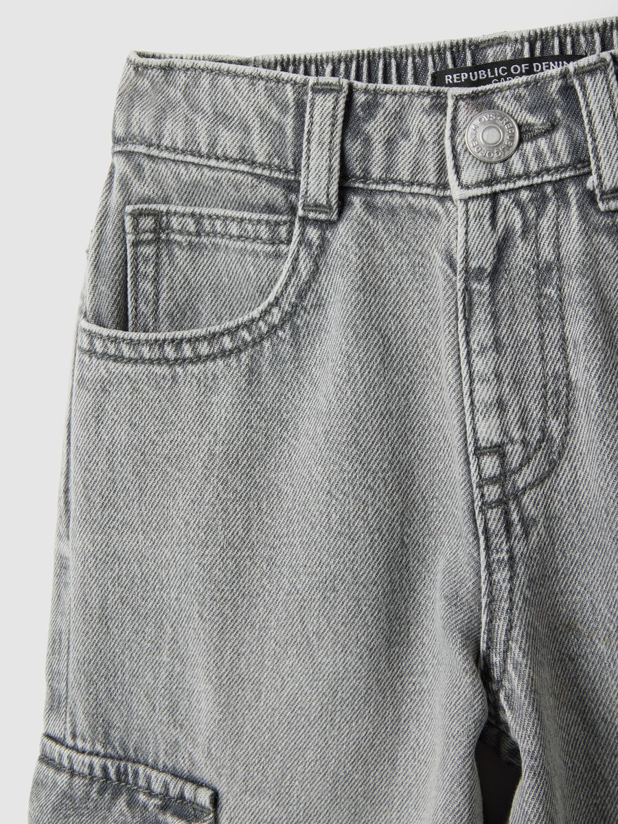 Girl's regular fit grey pure cotton trousers_2