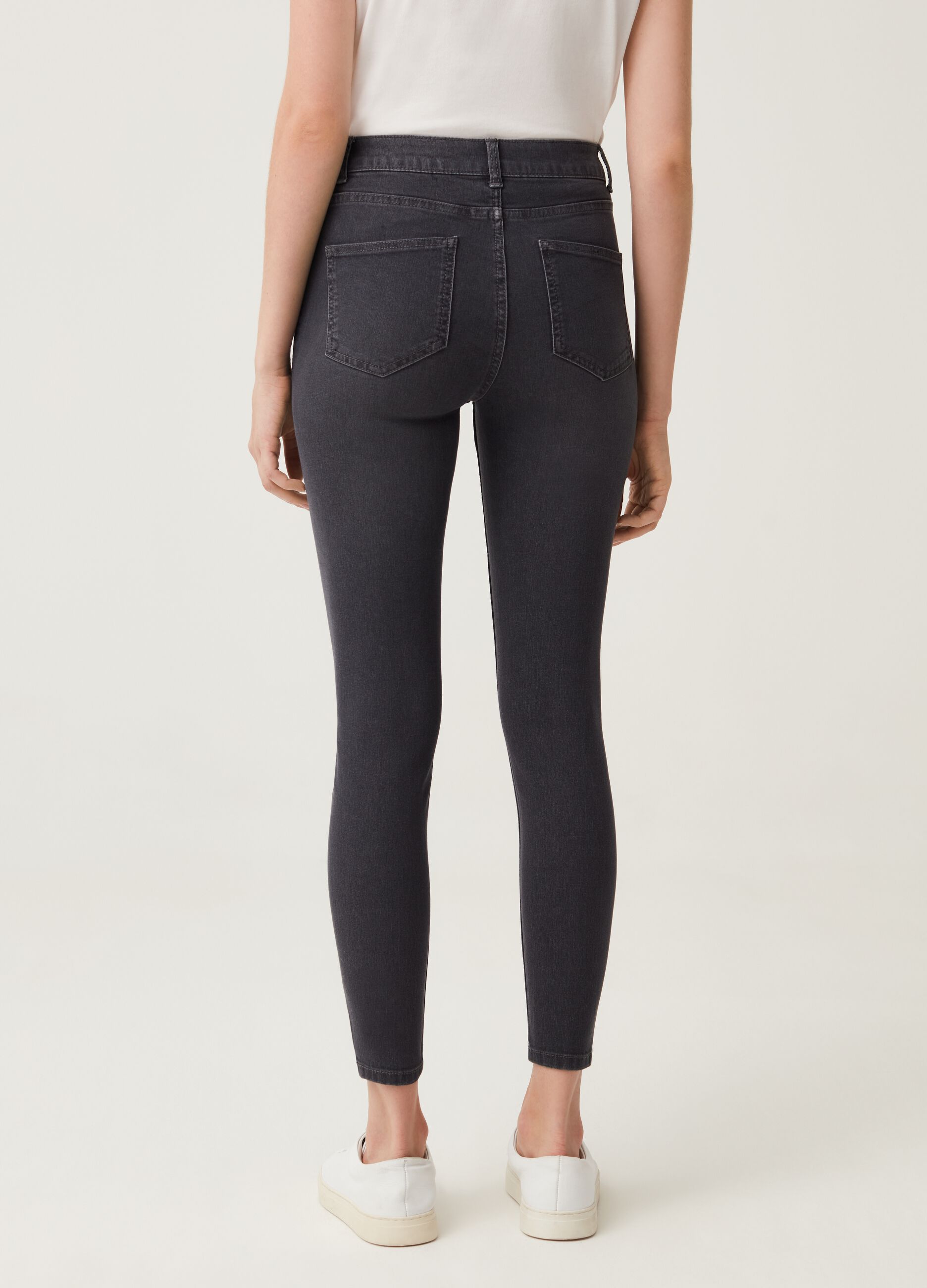 Skinny-fit jeans with five pockets