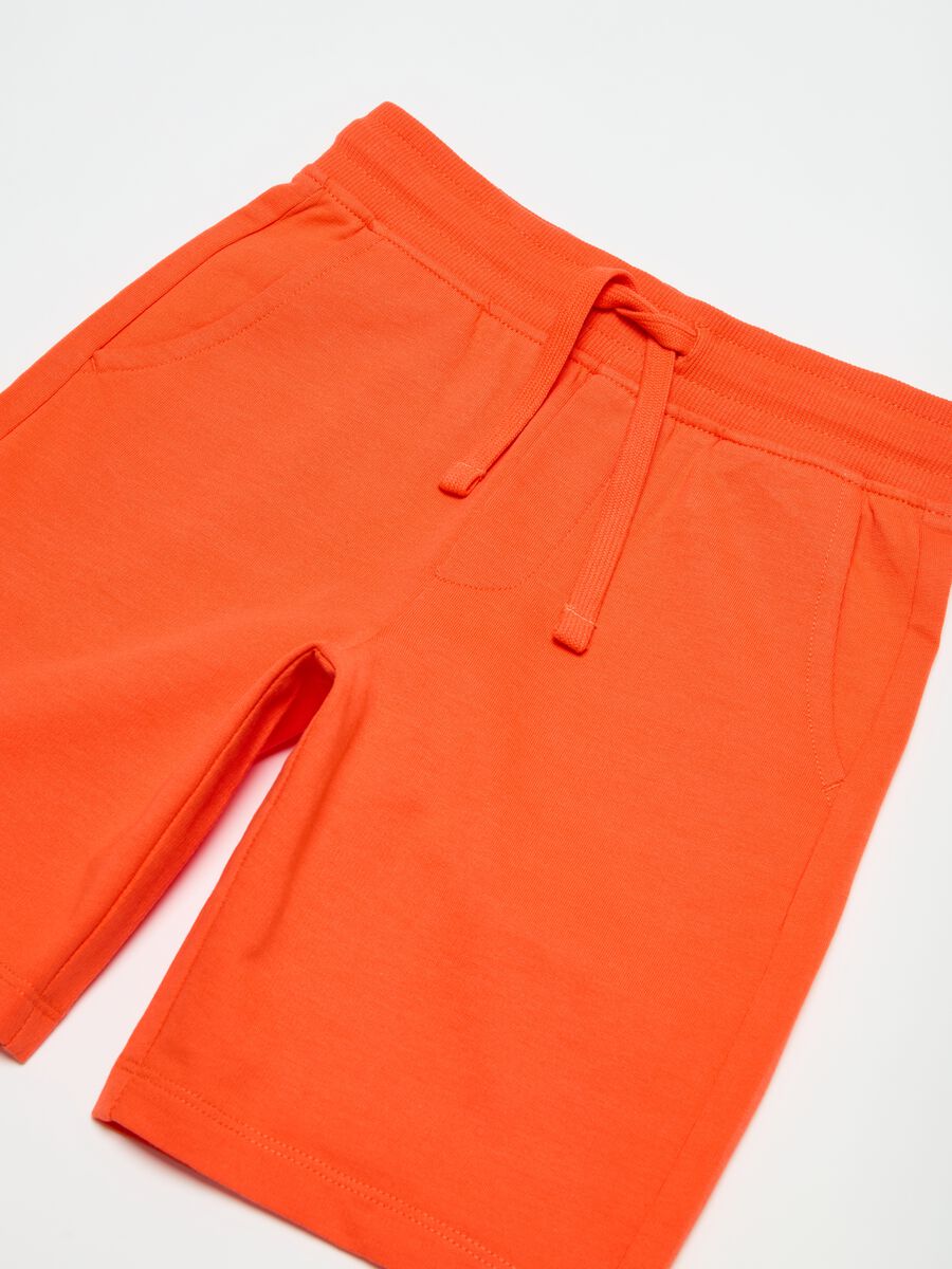 Fleece Bermuda shorts with drawstring_2