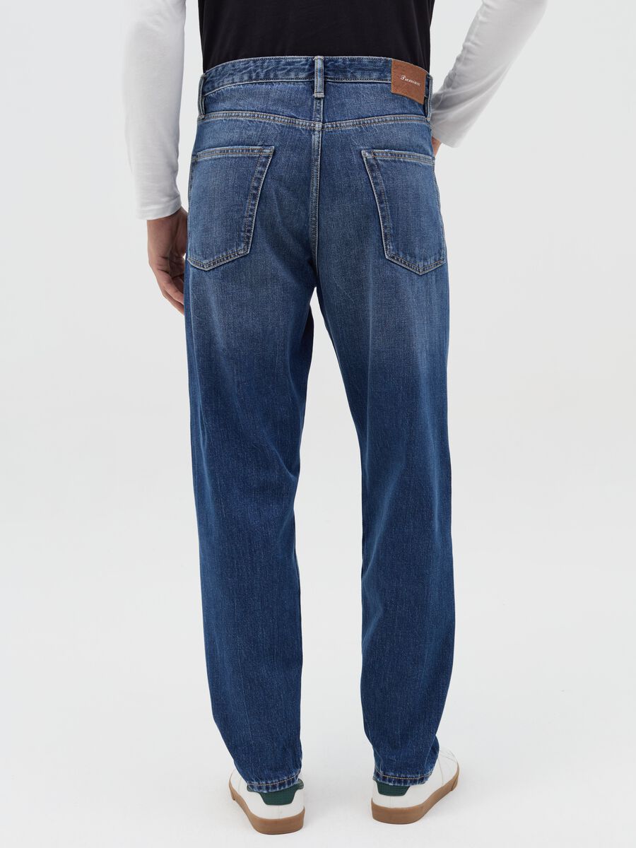 Regular blue tapered-fit jeans_3