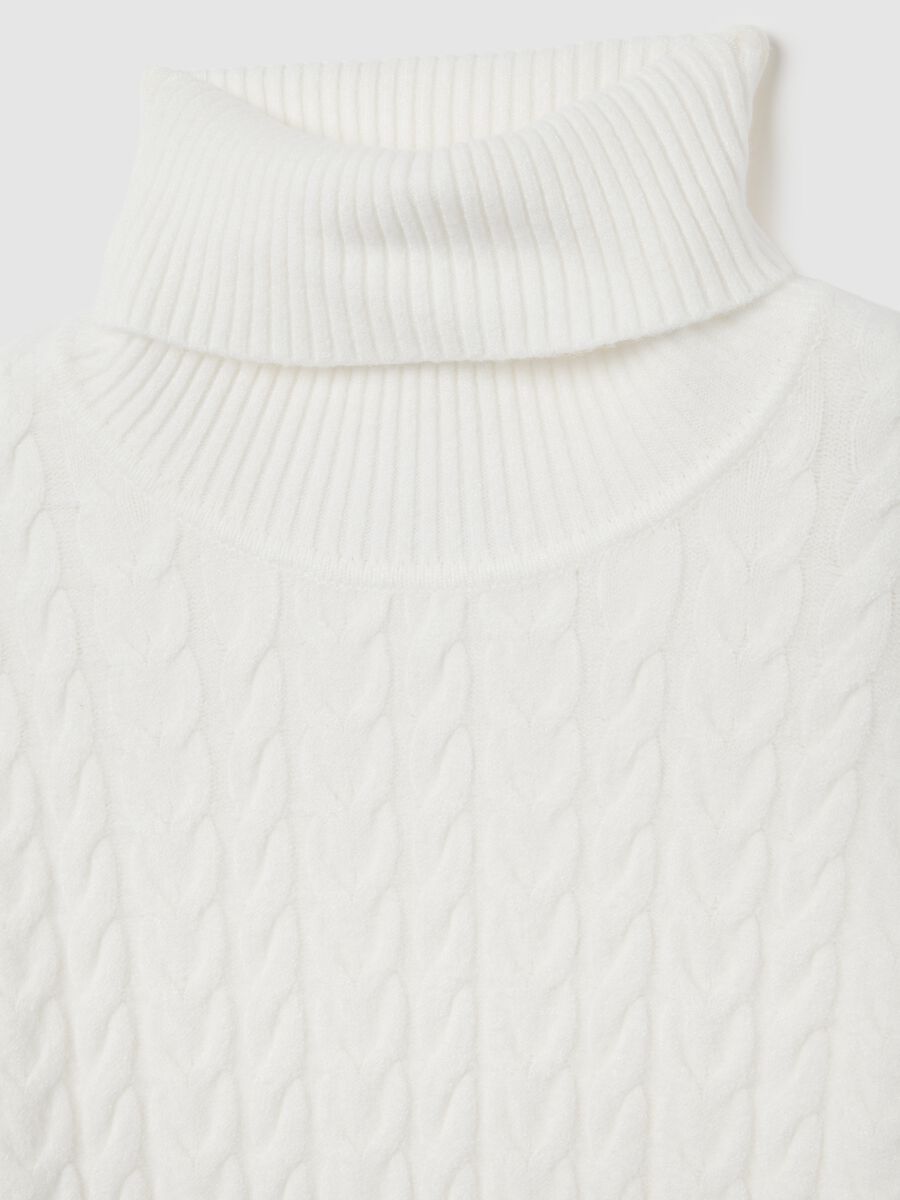 White Regular Fit Sweater_5