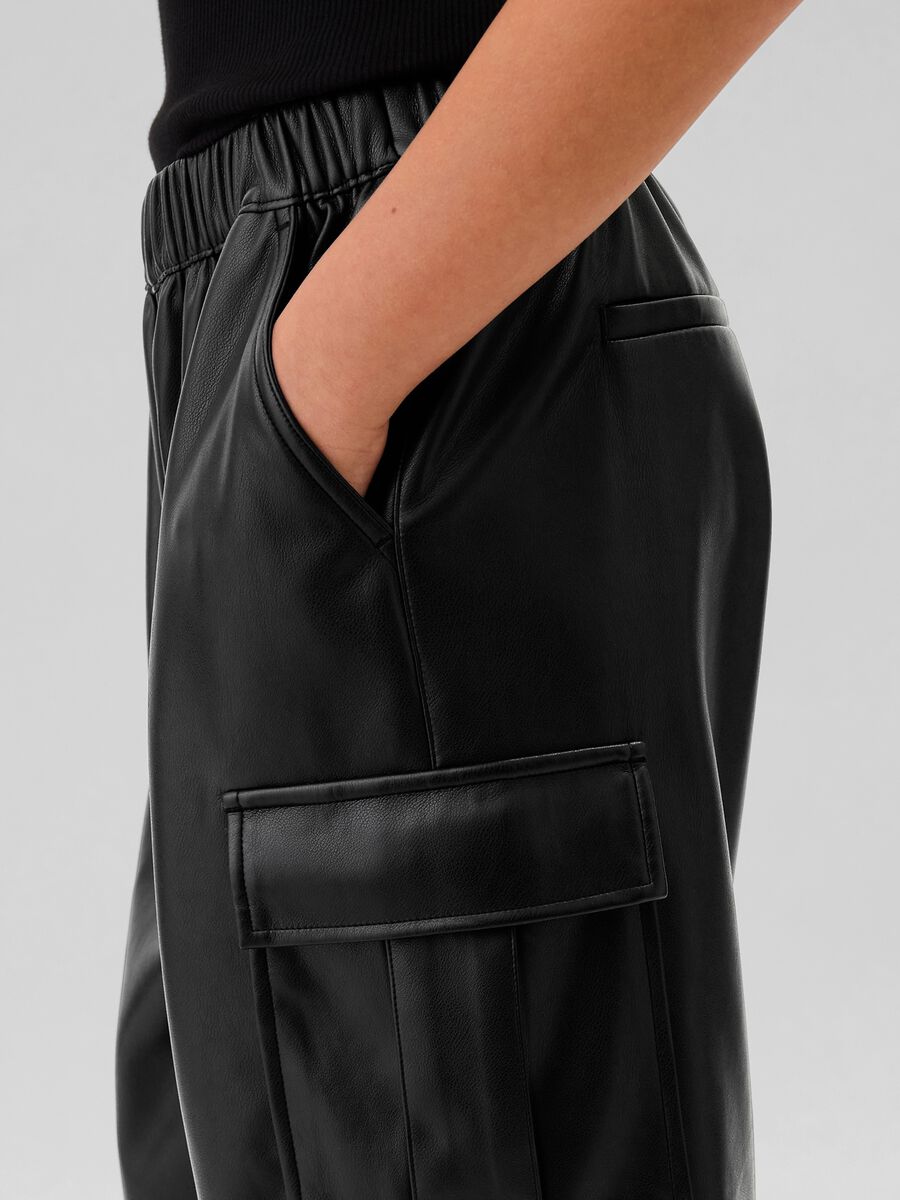 Cargo parachute trousers_3