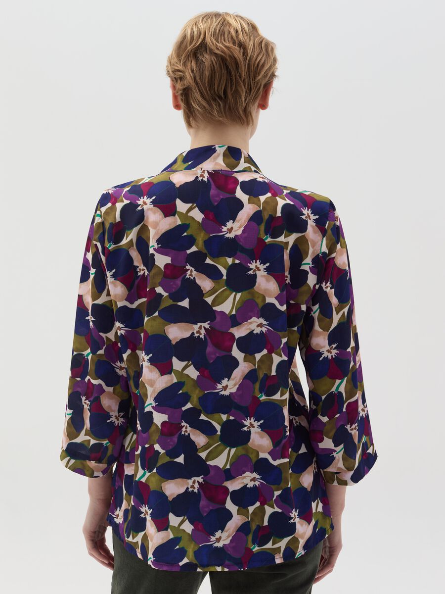 Blouse with floral pattern_3