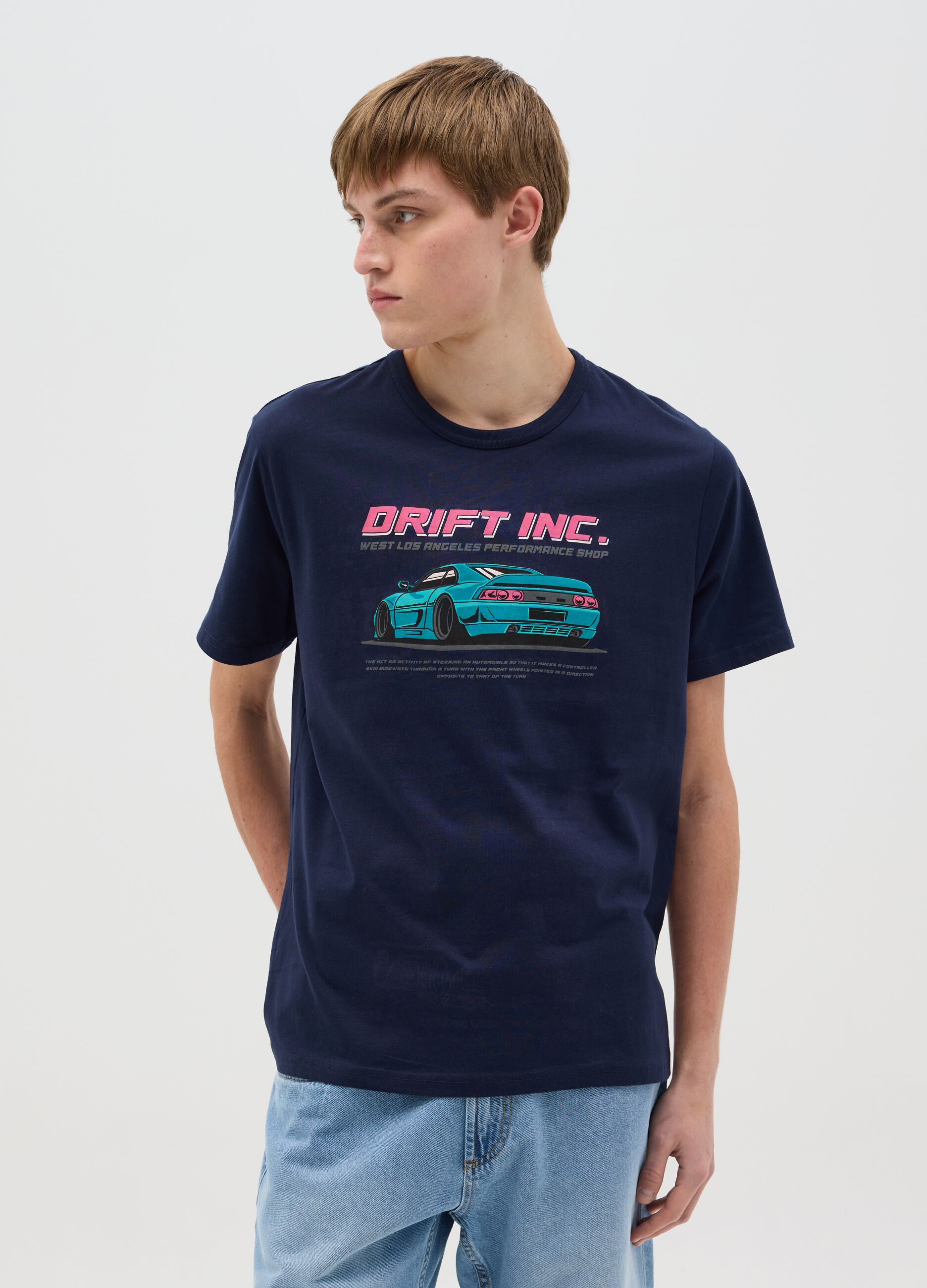 Cotton T-shirt with "Drift Inc" racing car print