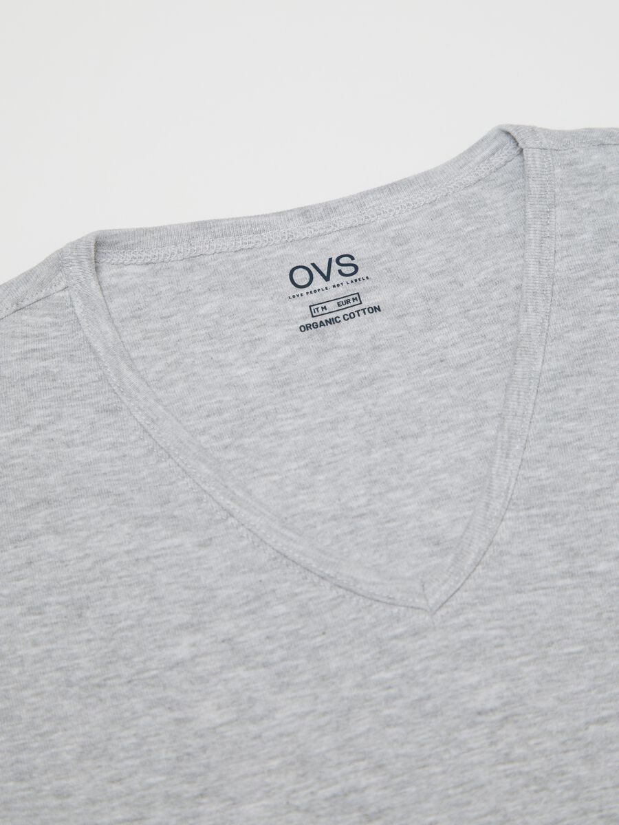 Grey vest in cotton with V neck_5