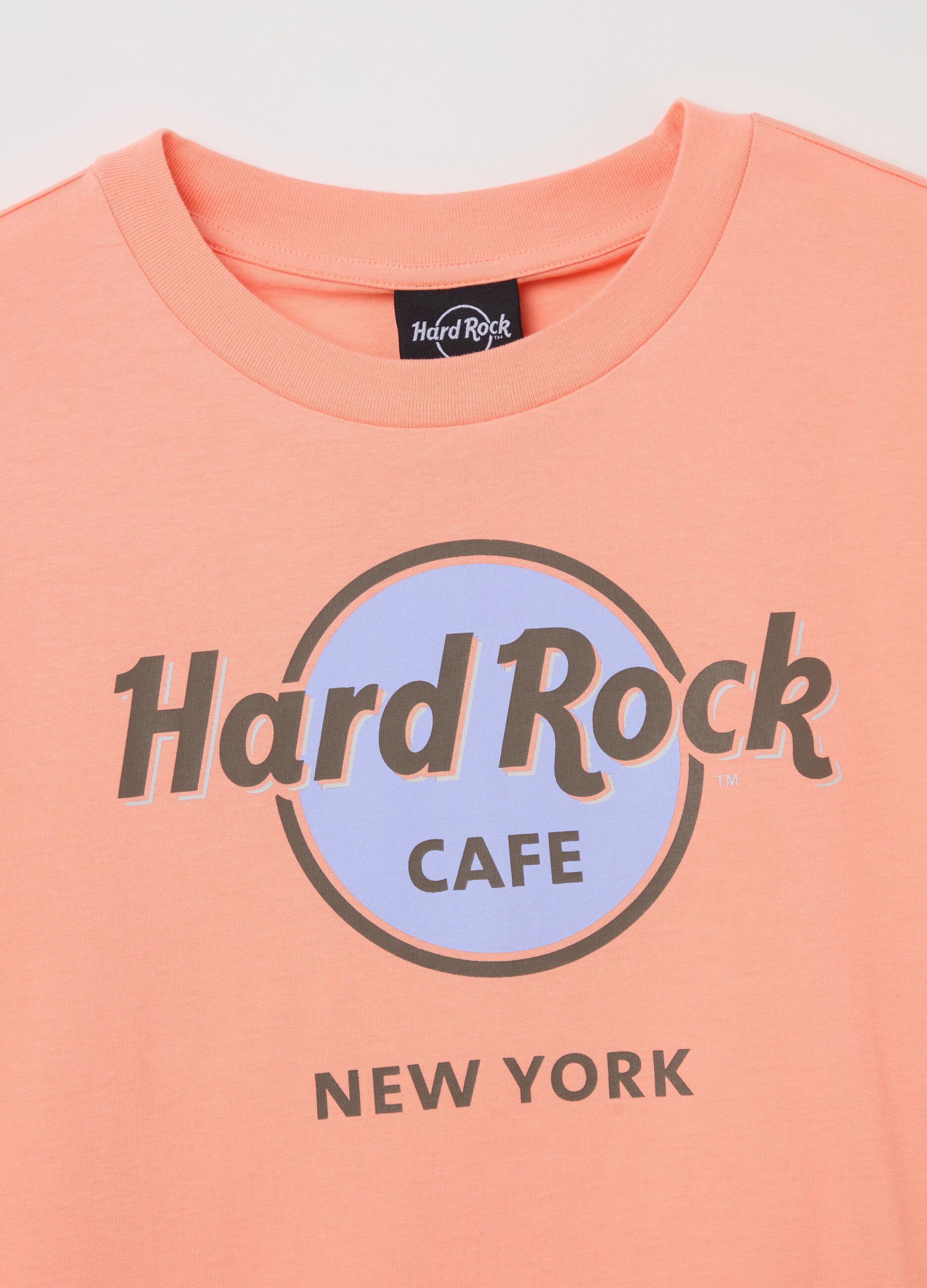 Pink T-shirt with Hard Rock Café New York print