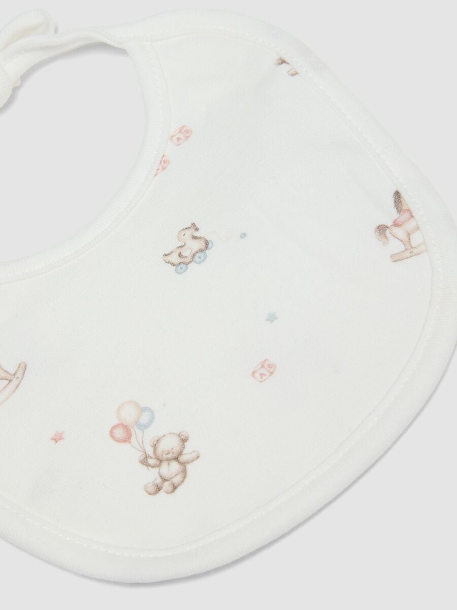 Bipack di bavaglini bianco e rosa in puro cotone organico con stampe per neonato_2