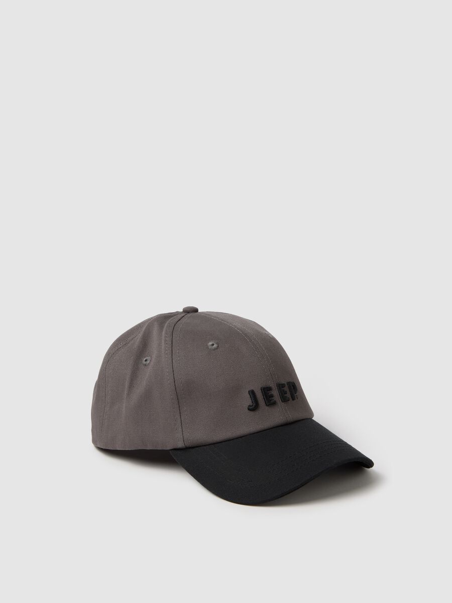Grey and black baseball cap with logo embroidery_0