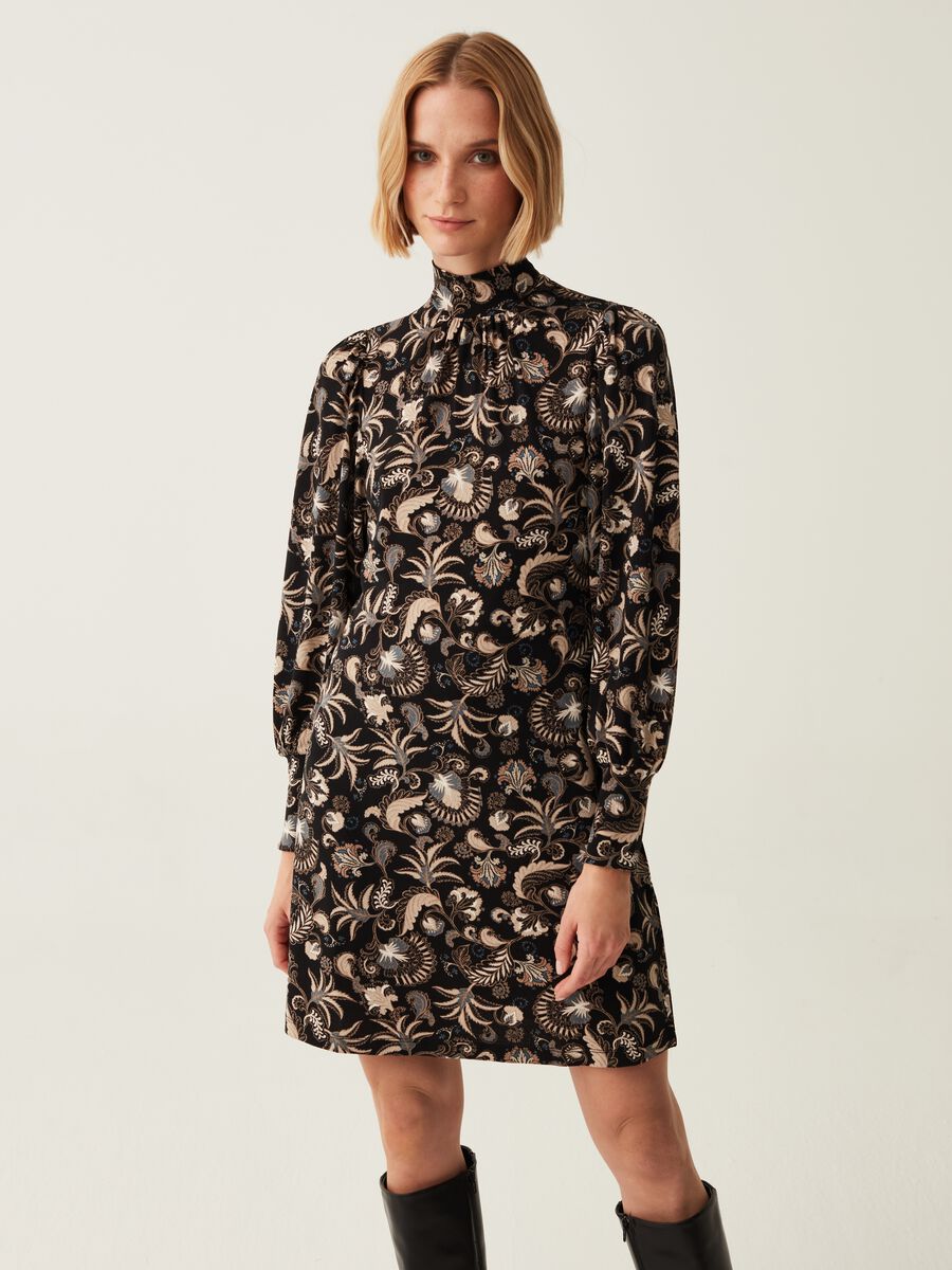Abito corto mock neck fantasia_0