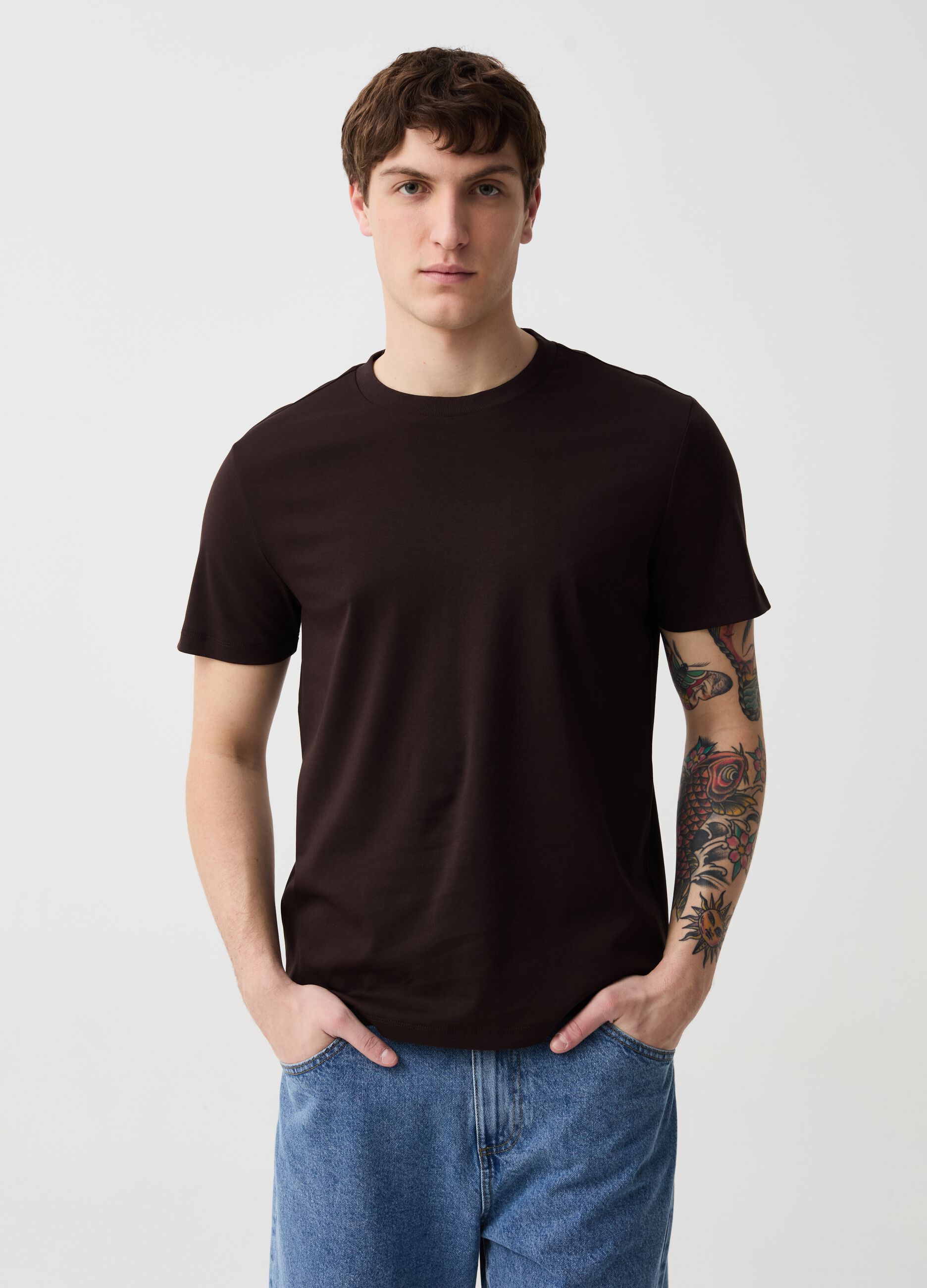 Premium regular-fit T-shirt in cotton