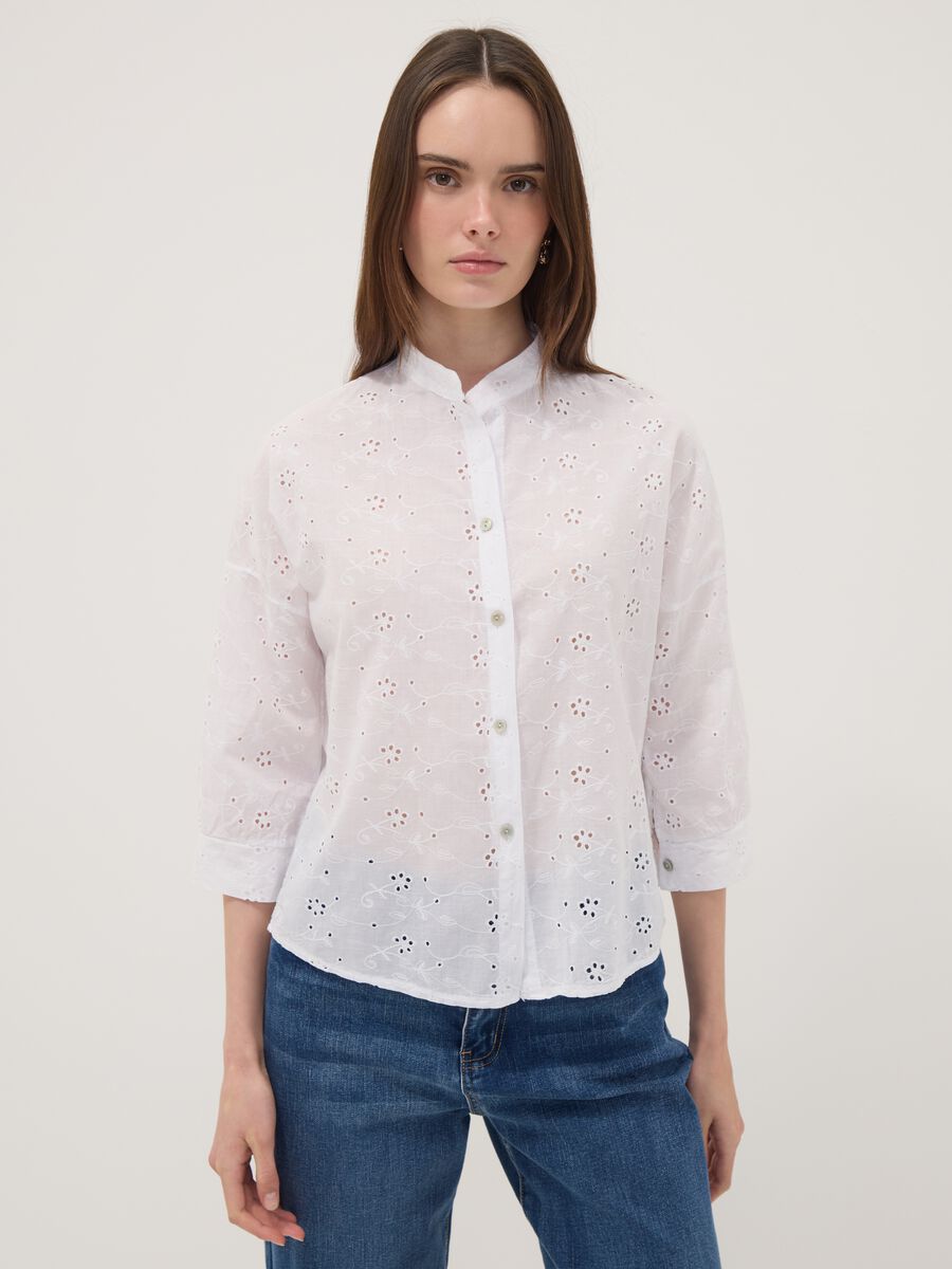 Camicia bianca traforata in puro cotone con collo coreano regular fit_2