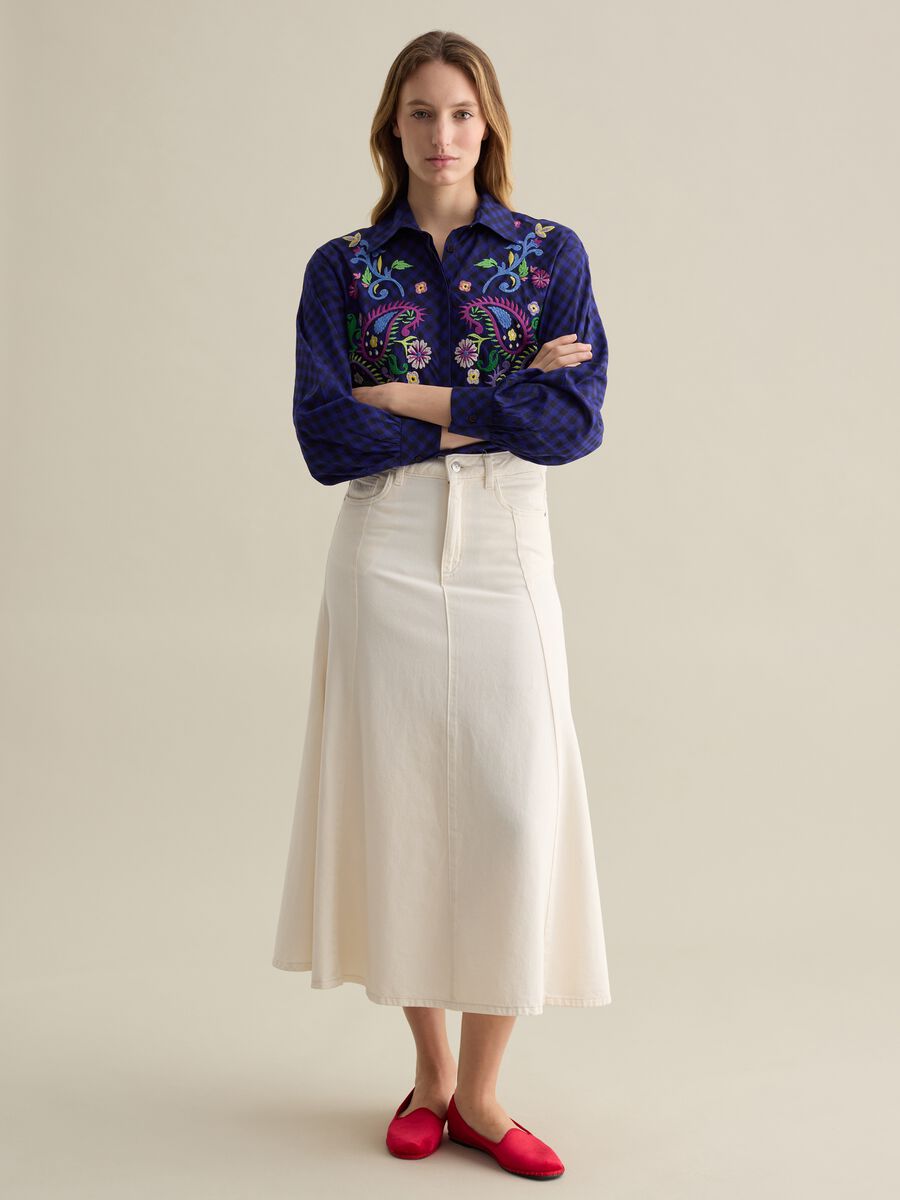 Check shirt with paisley embroidery_1