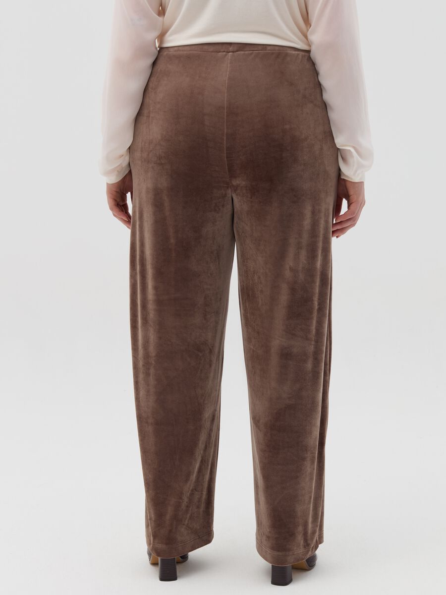 Curvy wide-leg trousers in velvet_3