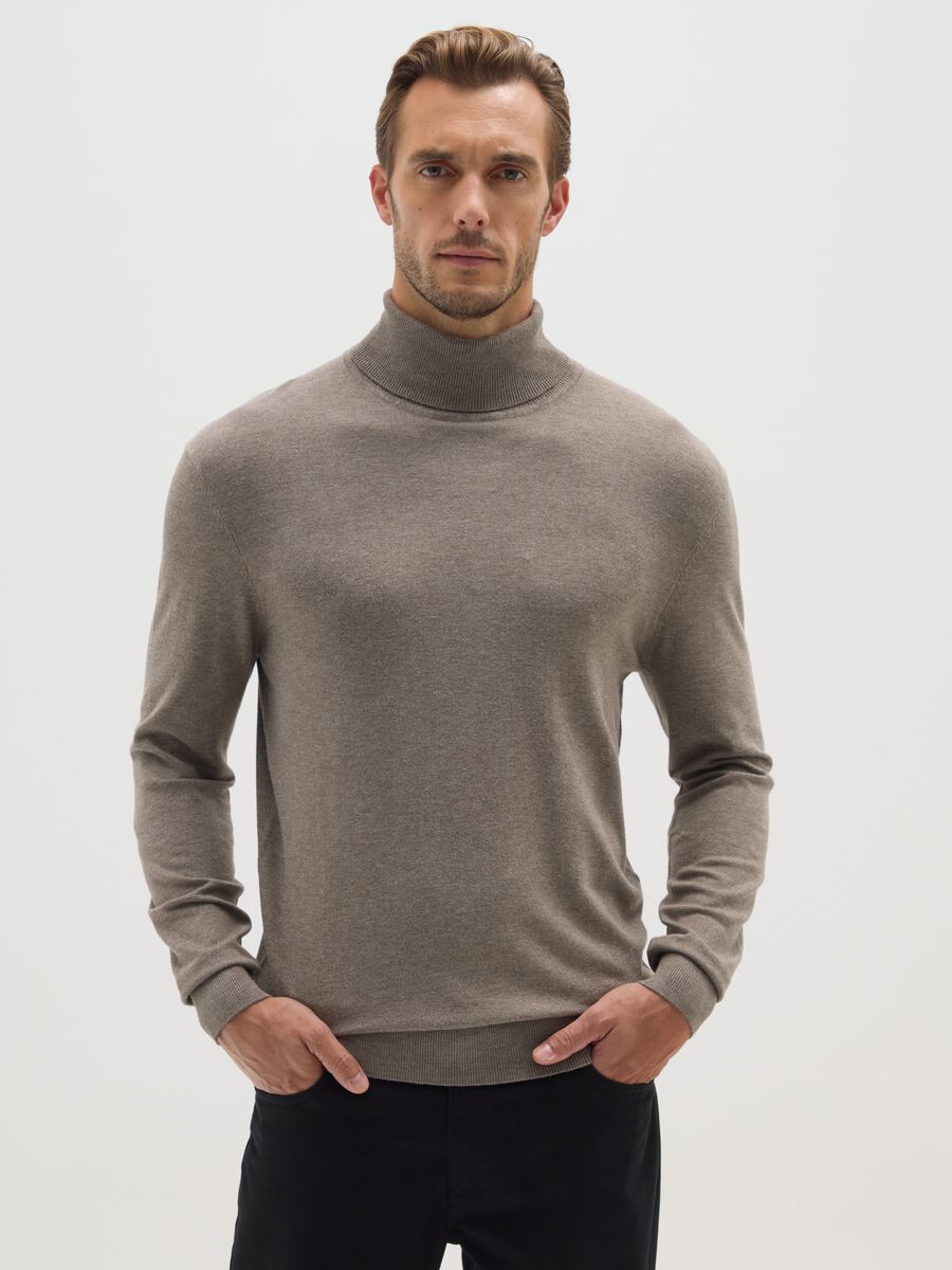 Beige regular fit turtleneck_0