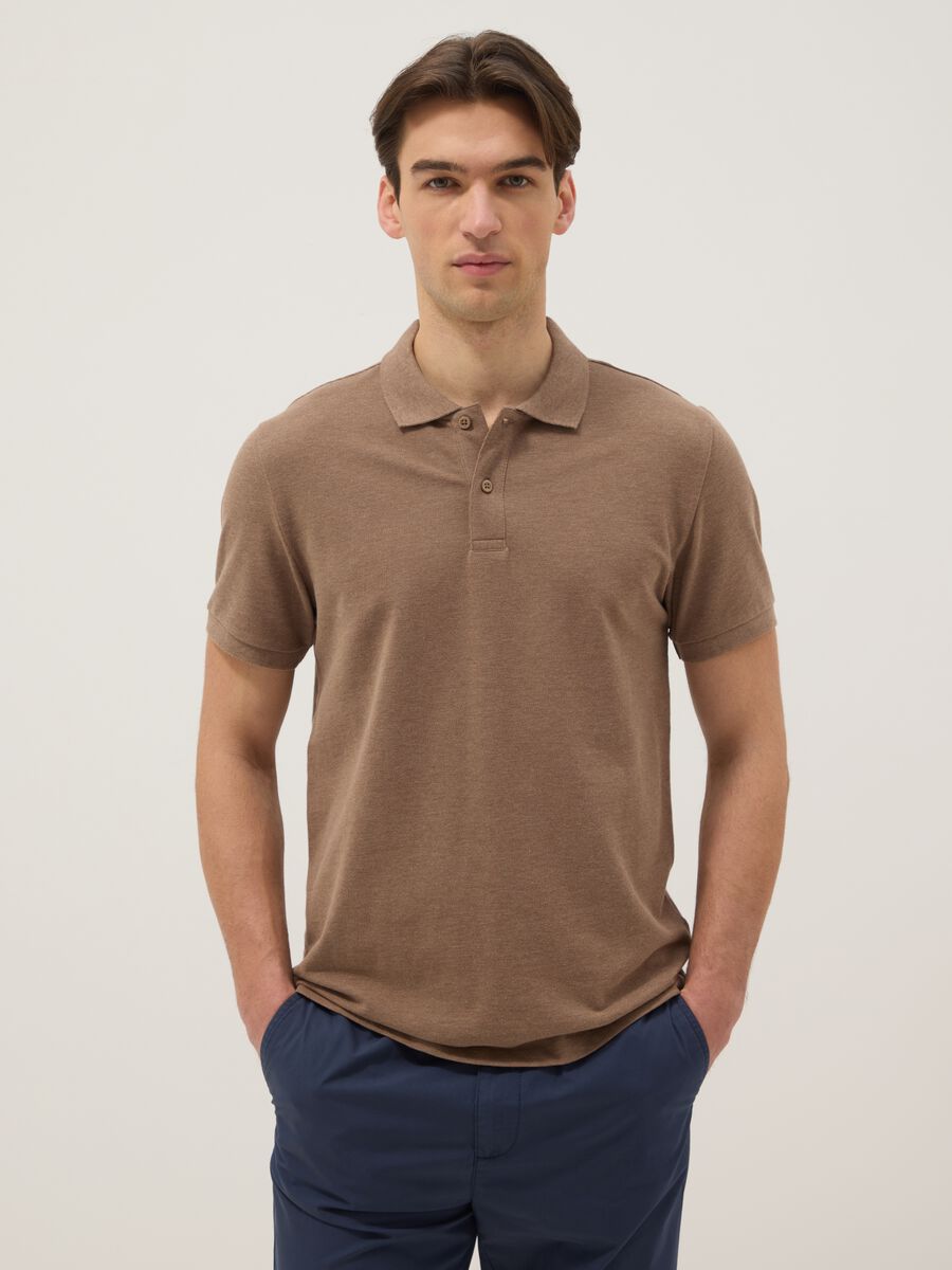Polo marrone in puro cotone a maniche corte regular fit_0