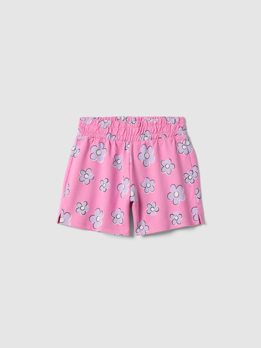 Girls' regular fit pink pure cotton shorts with flowers_0