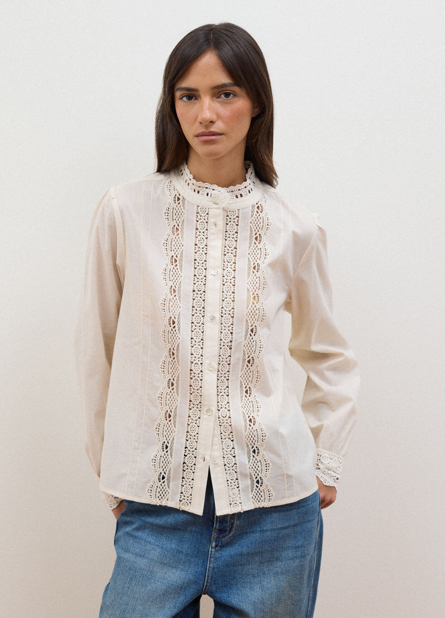 White pure cotton shirt with lace