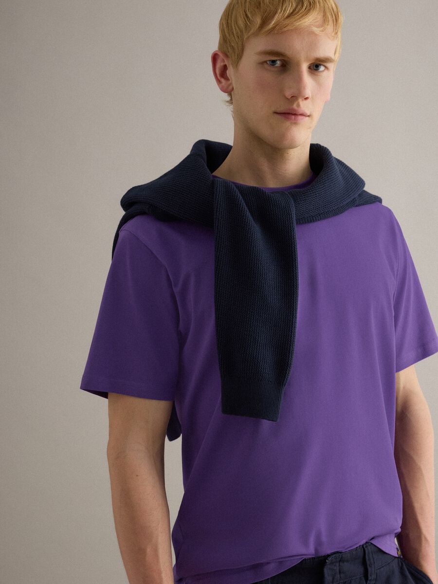 T-shirt girocollo in puro cotone viola relaxed fit_2