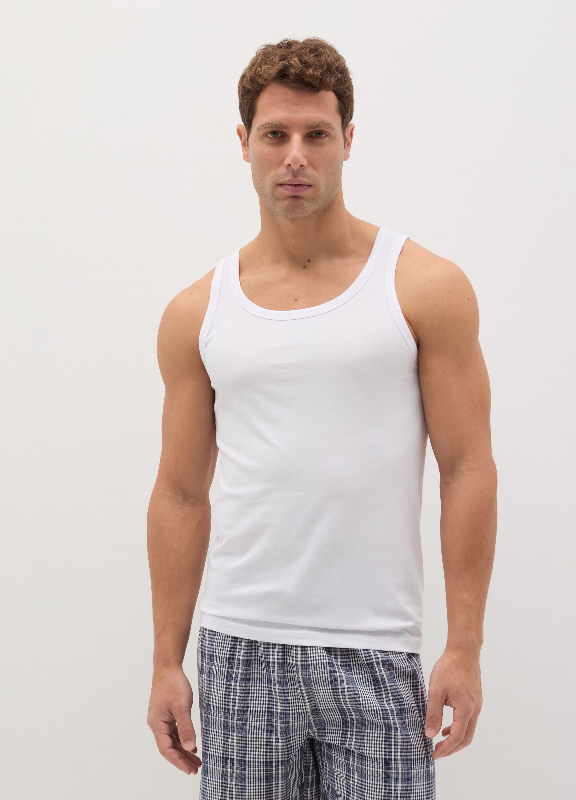 Three-pack racerback vests in organic cotton