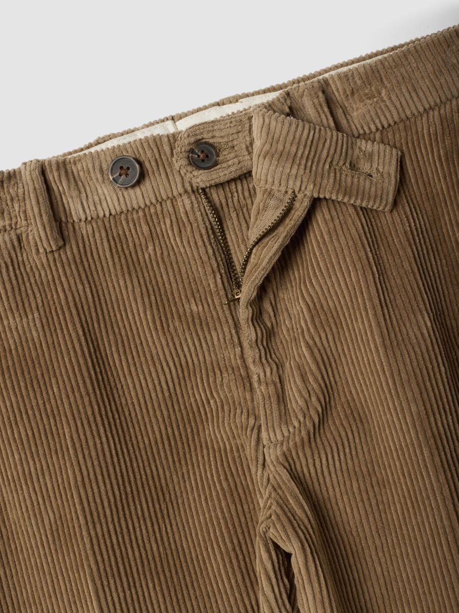 Pantaloni marroni in cotone elasticizzato a coste_1