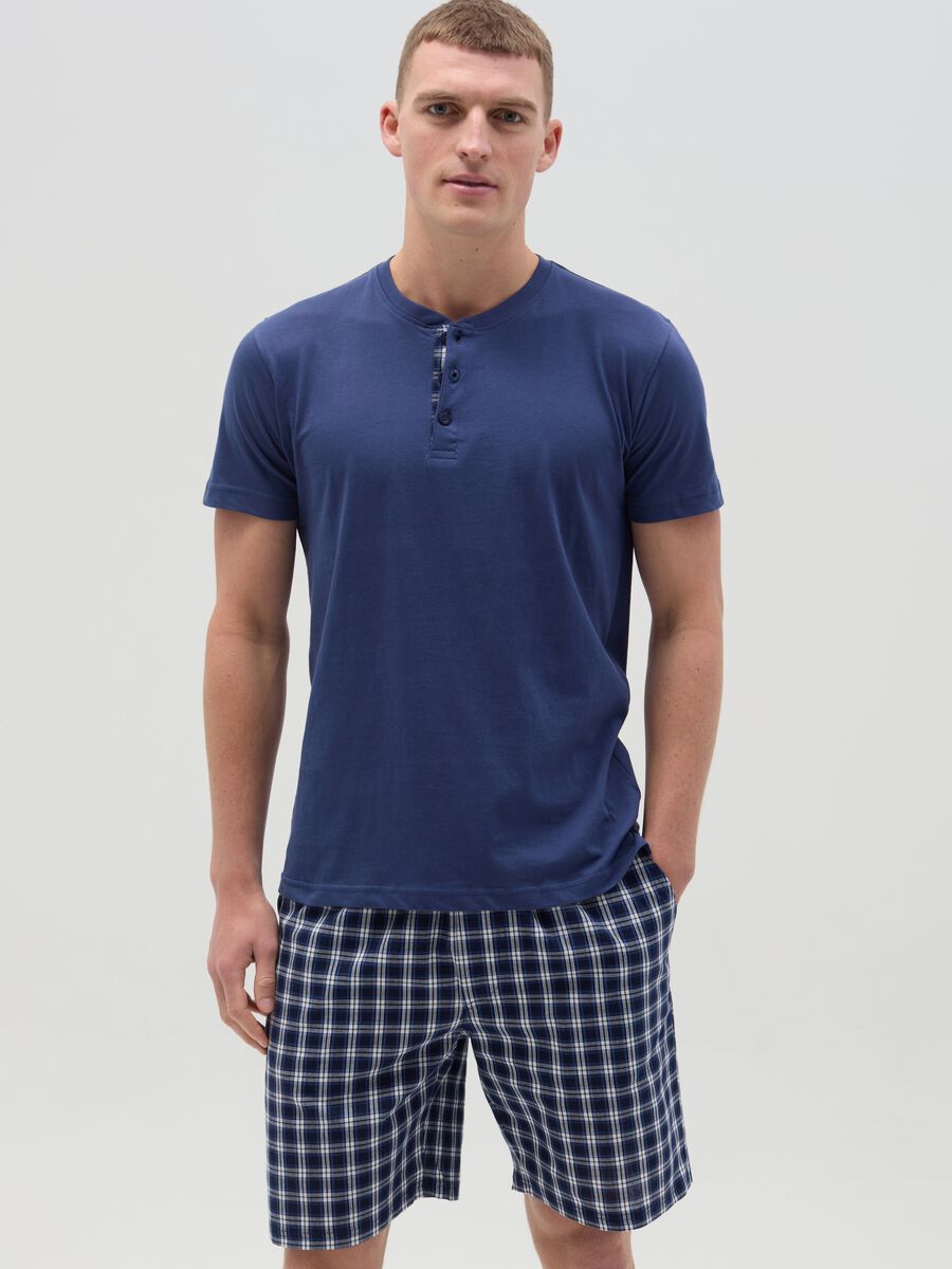 Short pyjama top with granddad neckline_1