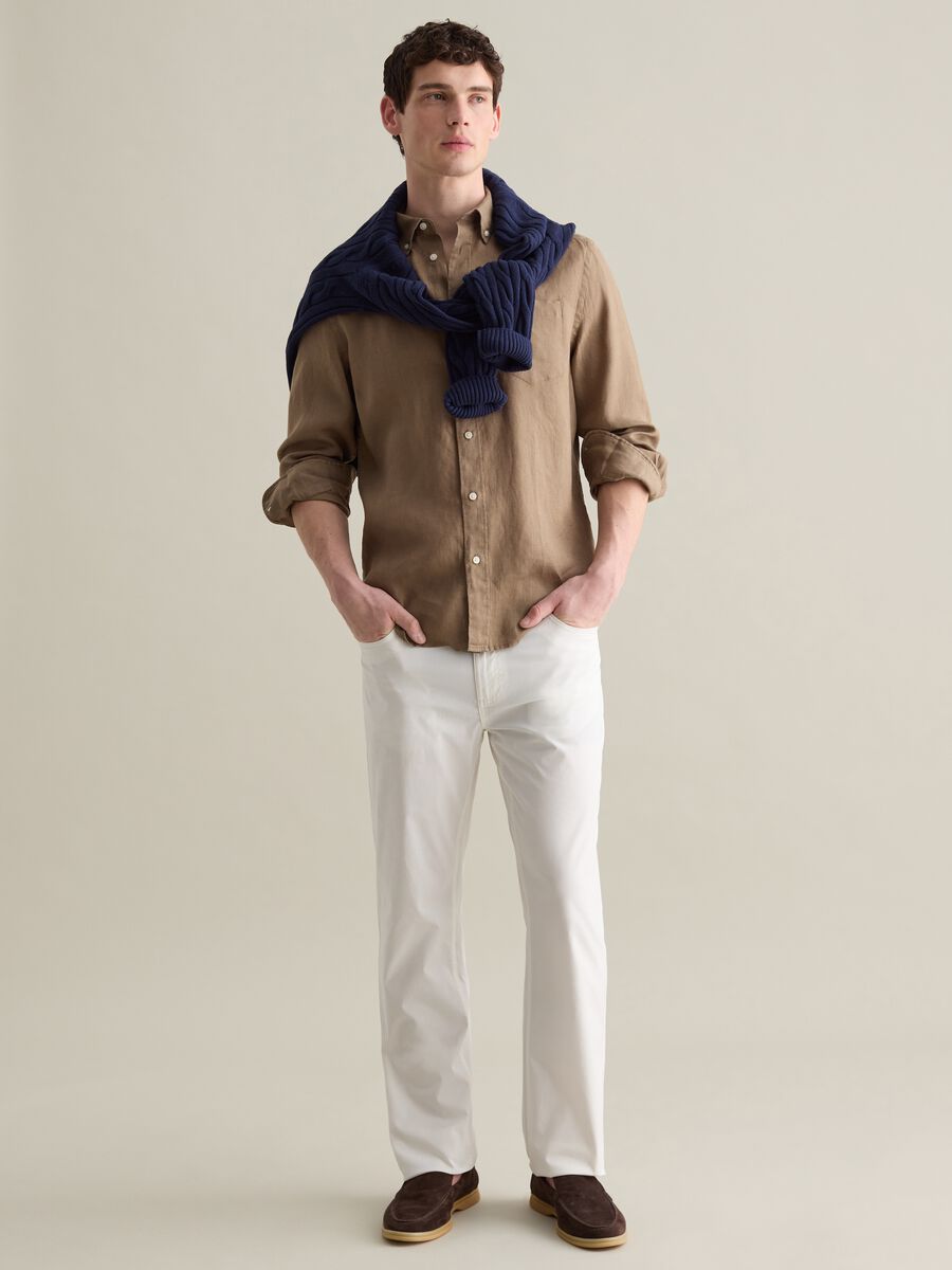 White chino trousers in stretch cotton with five pockets_0