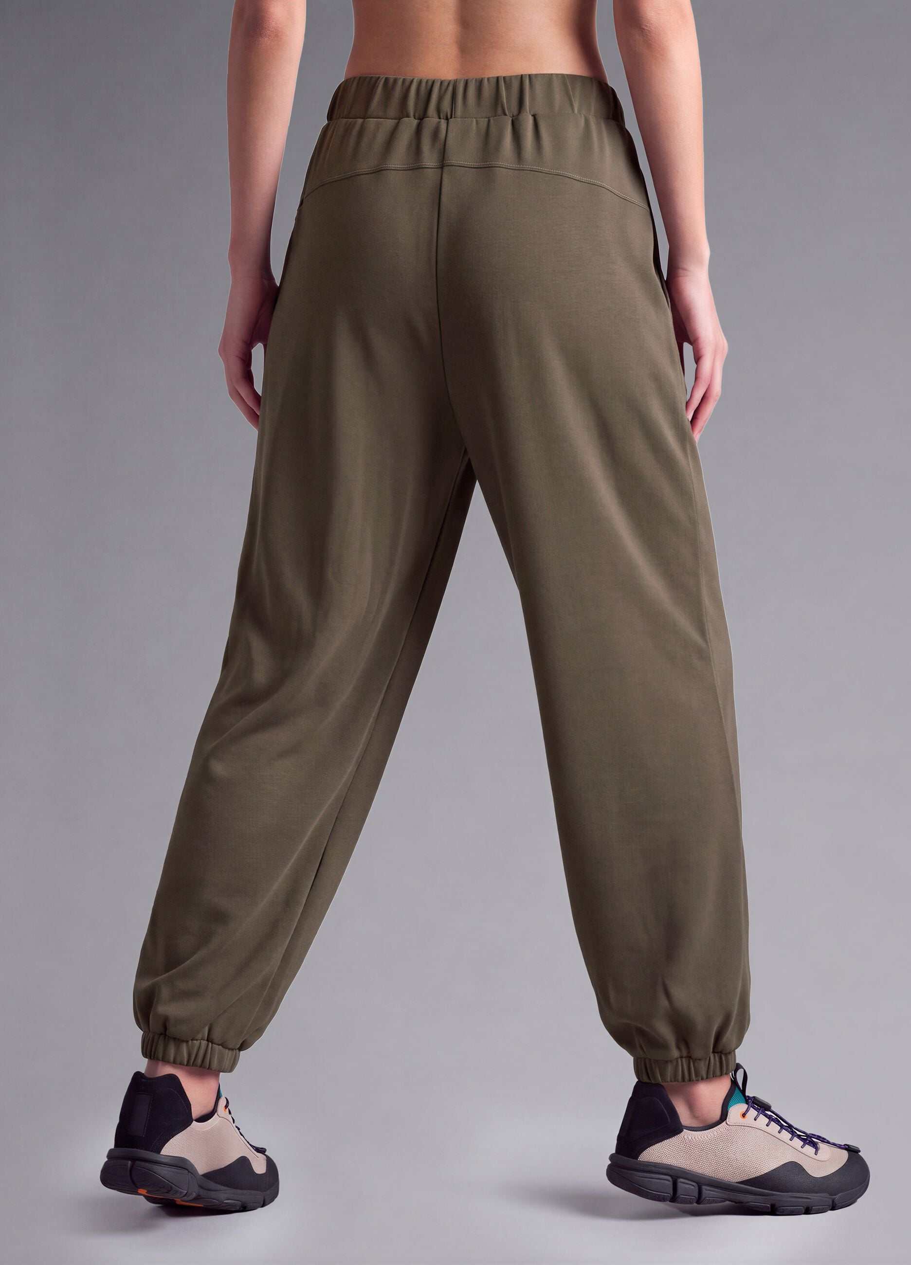 Pantaloni sportivi verdi in viscosa elasticizzato