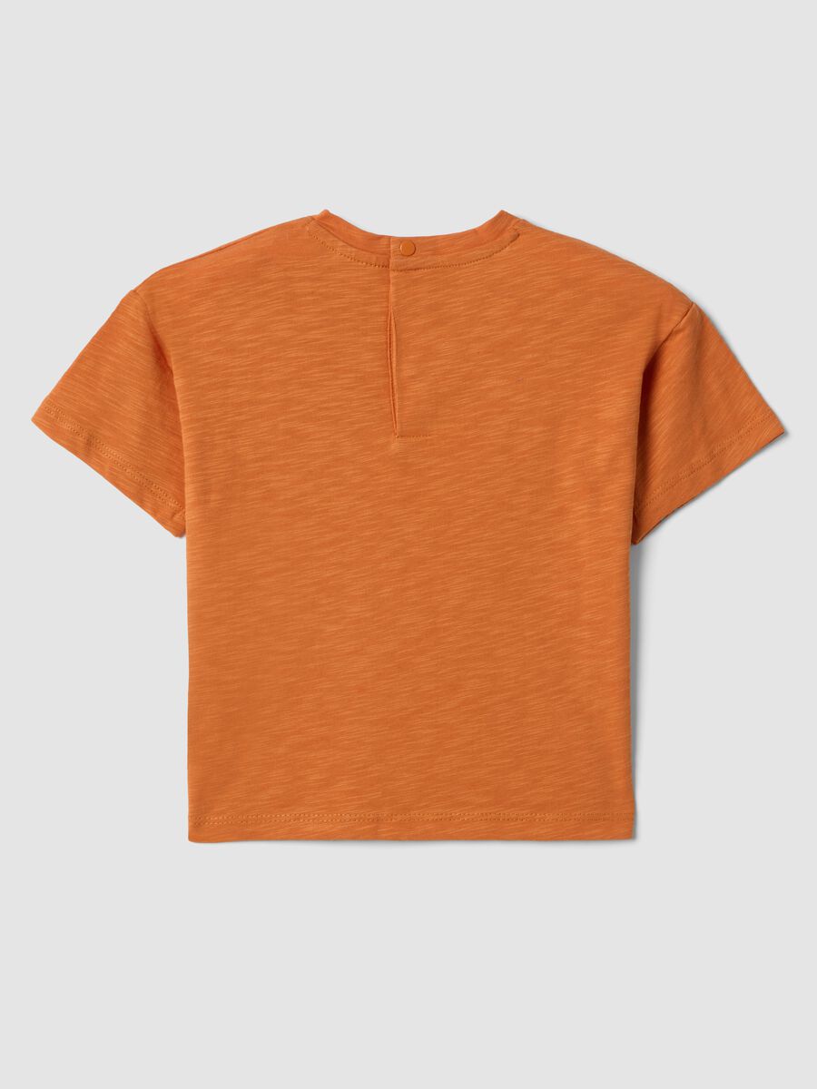 T-shirt in puro cotone arancione da bimbo regular fit con tasca_1