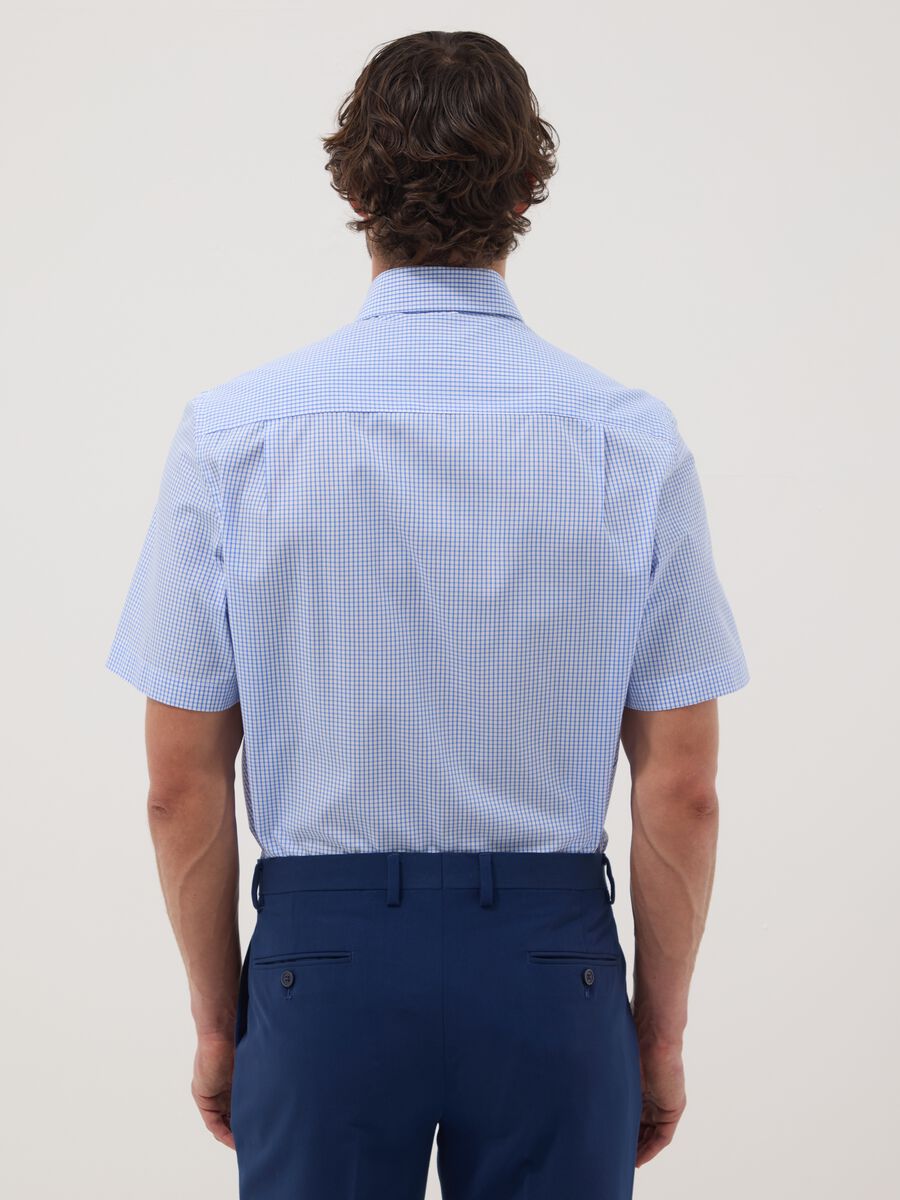 Light blue short-sleeve button-down shirt_1